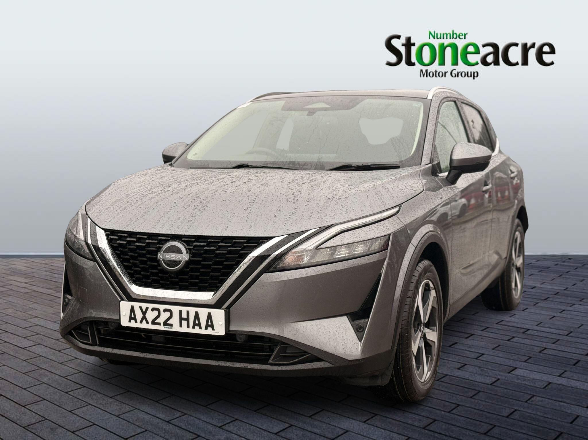 Nissan Qashqai 1.3 DiG-T MH N-Connecta 5dr AX22HAA Image 3