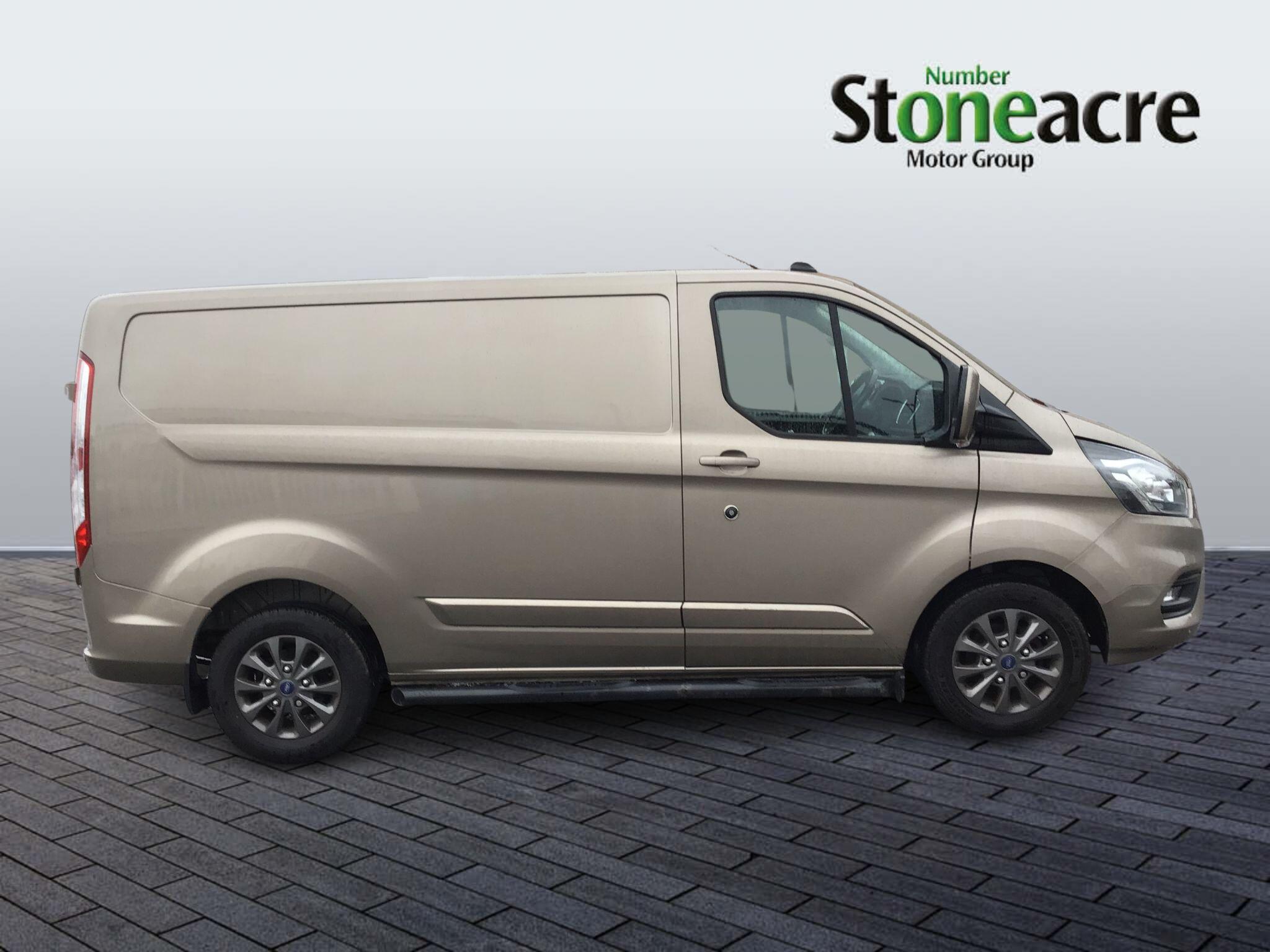 Ford Transit Custom 2.0 280 EcoBlue Limited L1 H1 Euro 6 (s/s) 5dr YJ22UDX Image 2