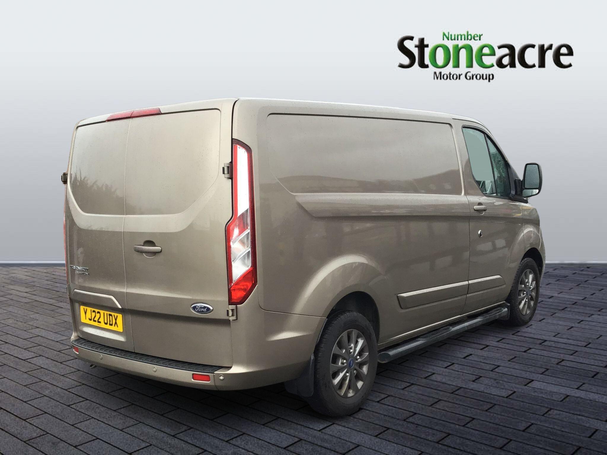 Ford Transit Custom 2.0 280 EcoBlue Limited L1 H1 Euro 6 (s/s) 5dr YJ22UDX Image 3