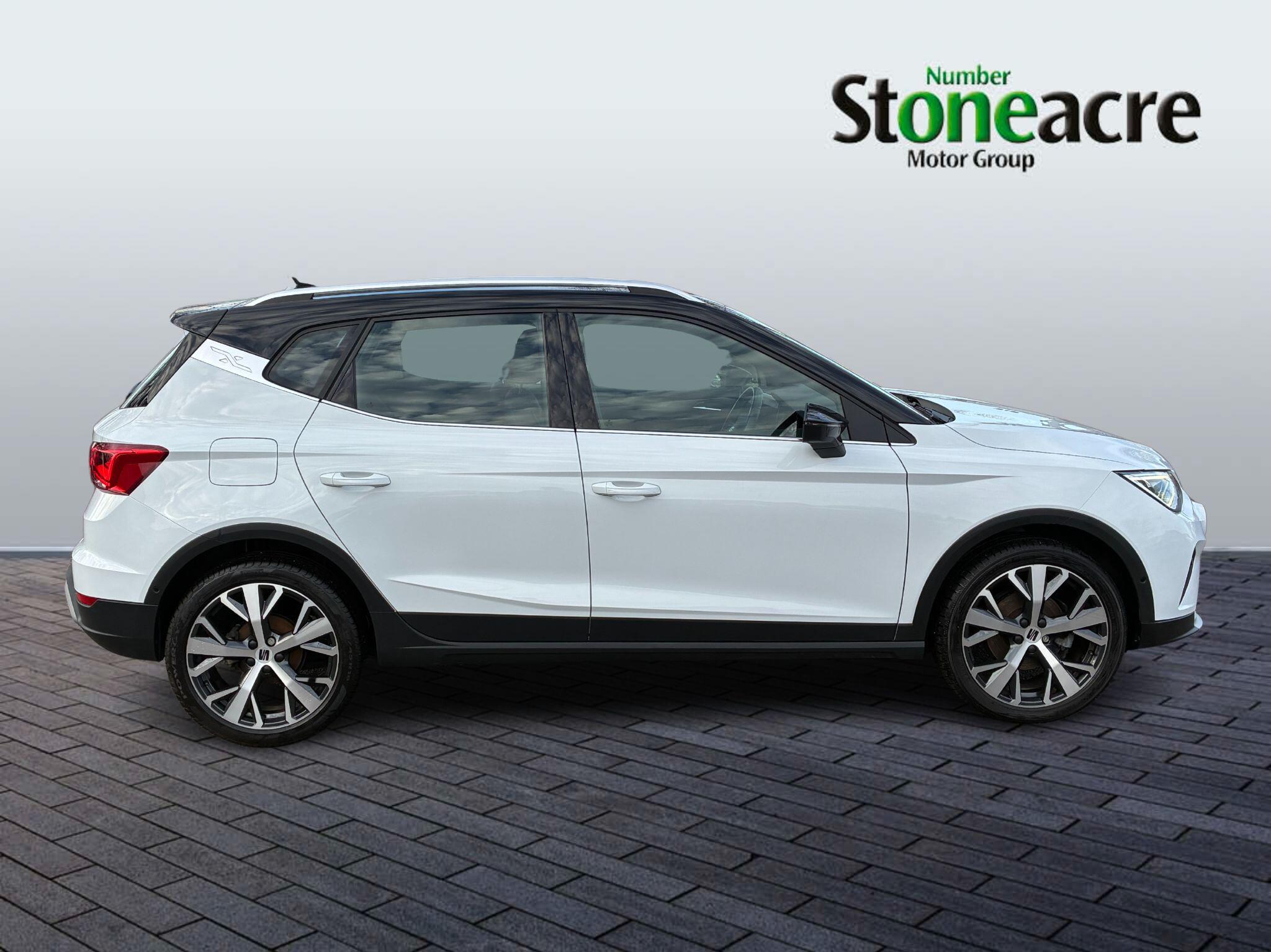 SEAT Arona Image 2