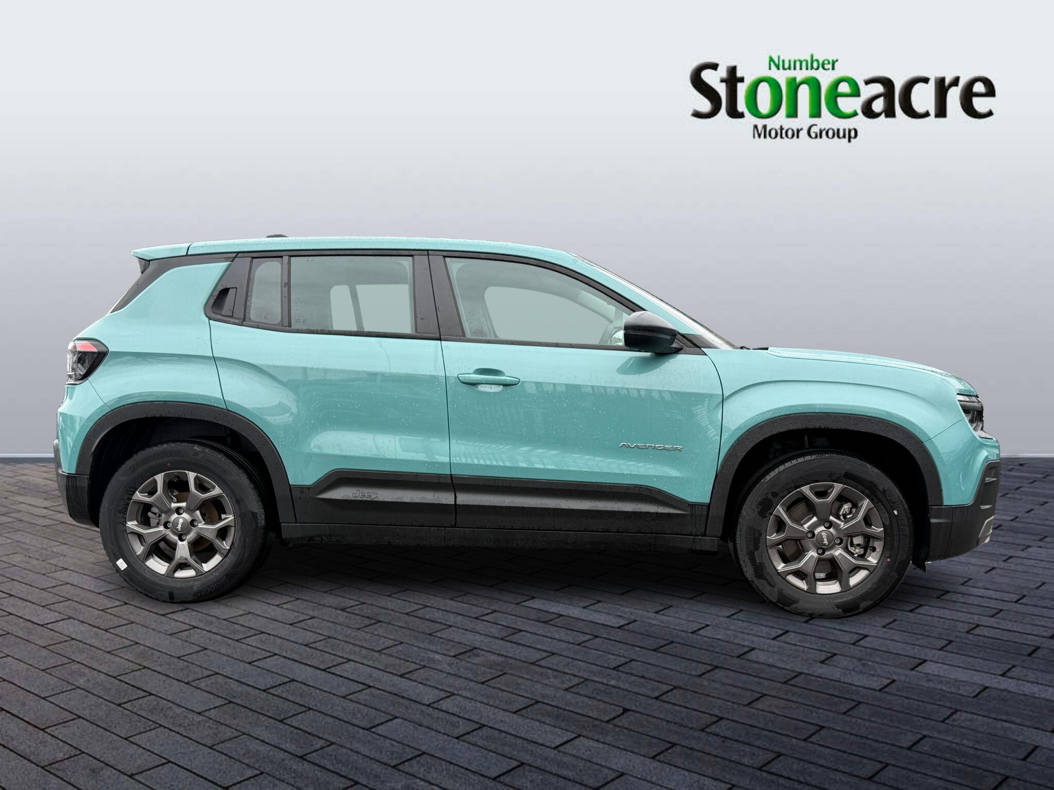 Jeep Avenger e-Hybrid 1.2 e-Hybrid MHEV Longitude e-DCT Euro 6 (s/s) 5dr YP75MJV Image 2