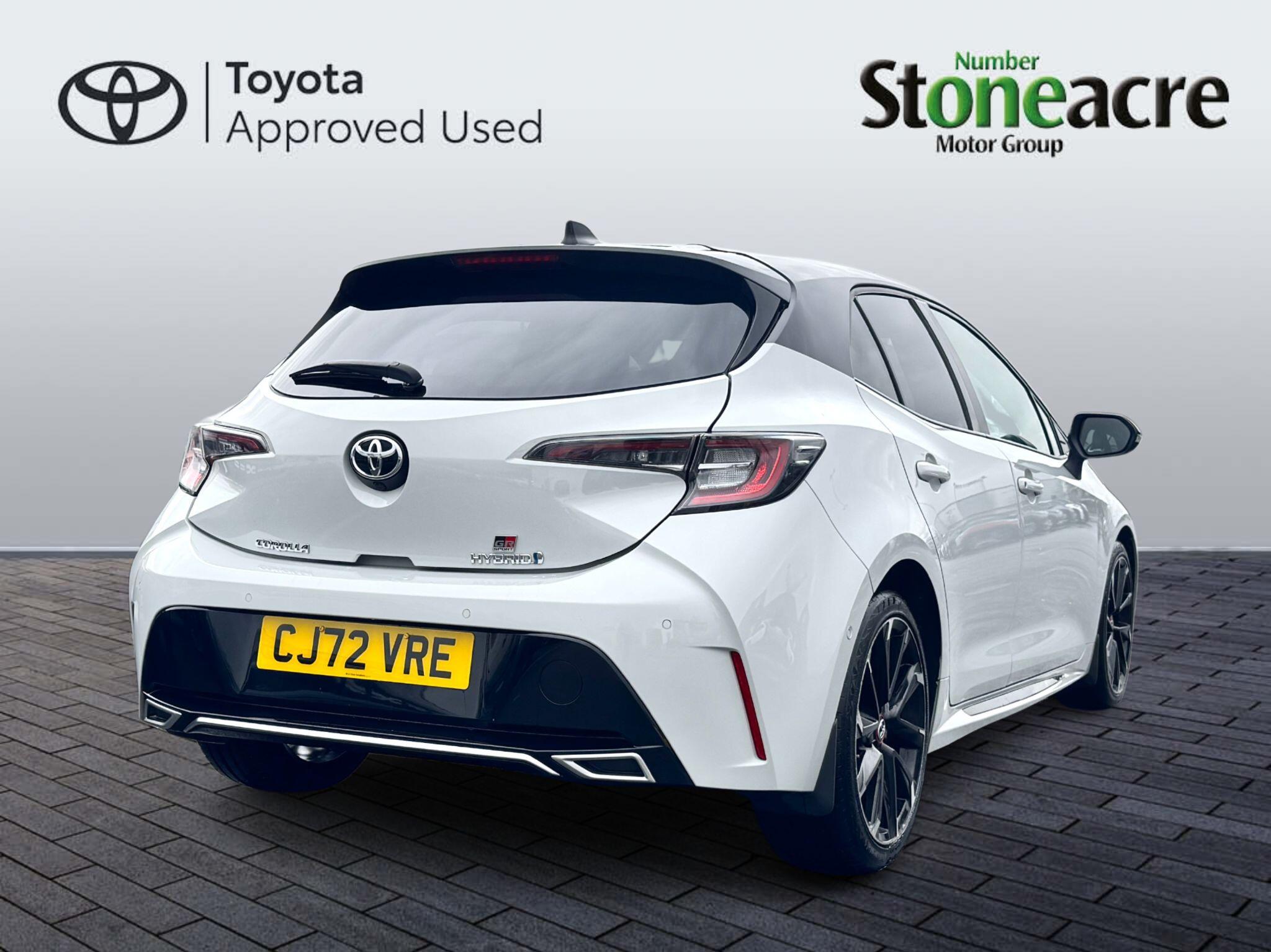 Toyota Corolla Hatchback 1.8 VVT-i Hybrid GR Sport 5dr CVT CJ72VRE Image 3