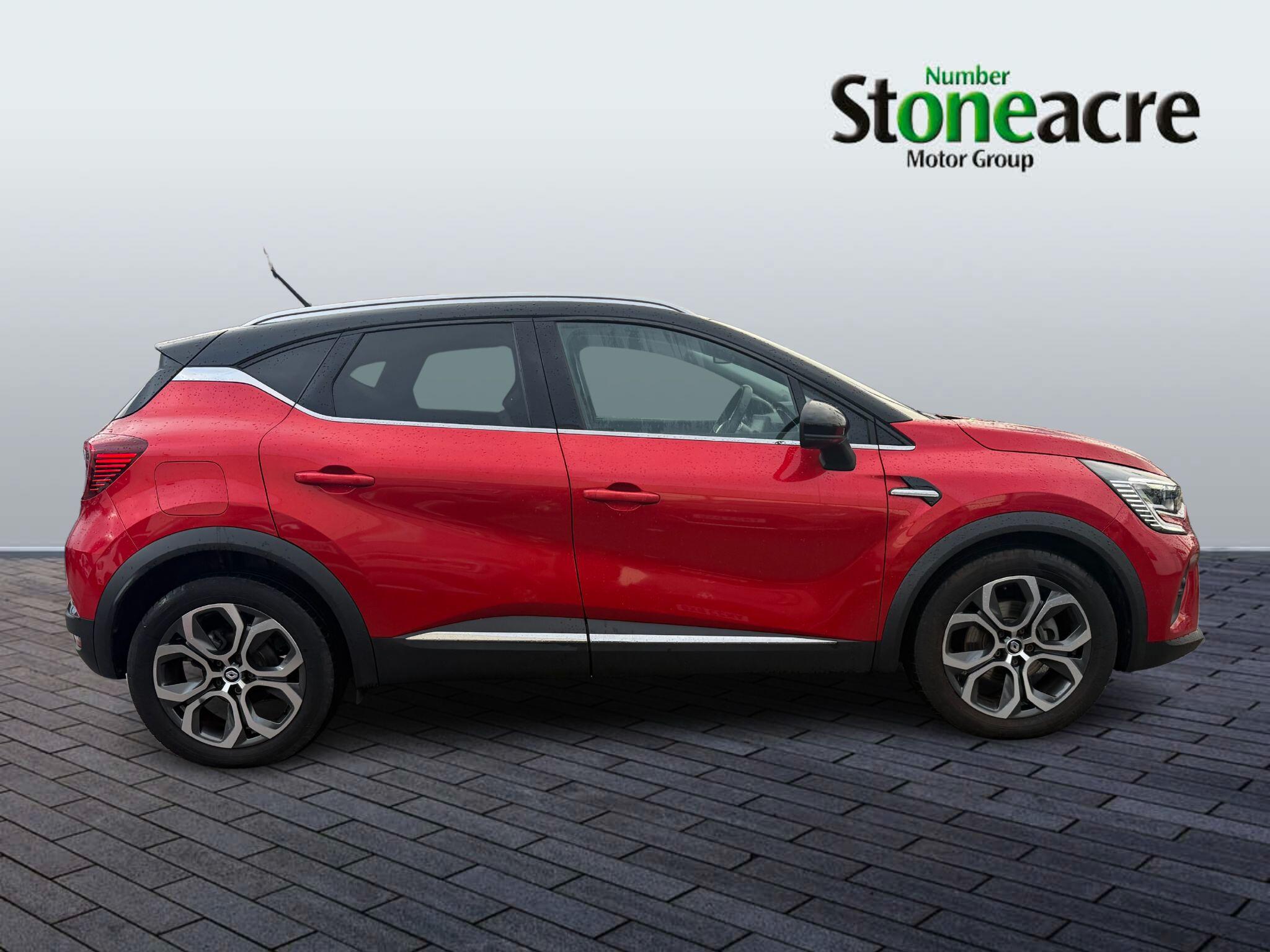 Renault Captur E-Tech 1.6 E-TECH S Edition Auto Euro 6 (s/s) 5dr YP71NVO Image 2