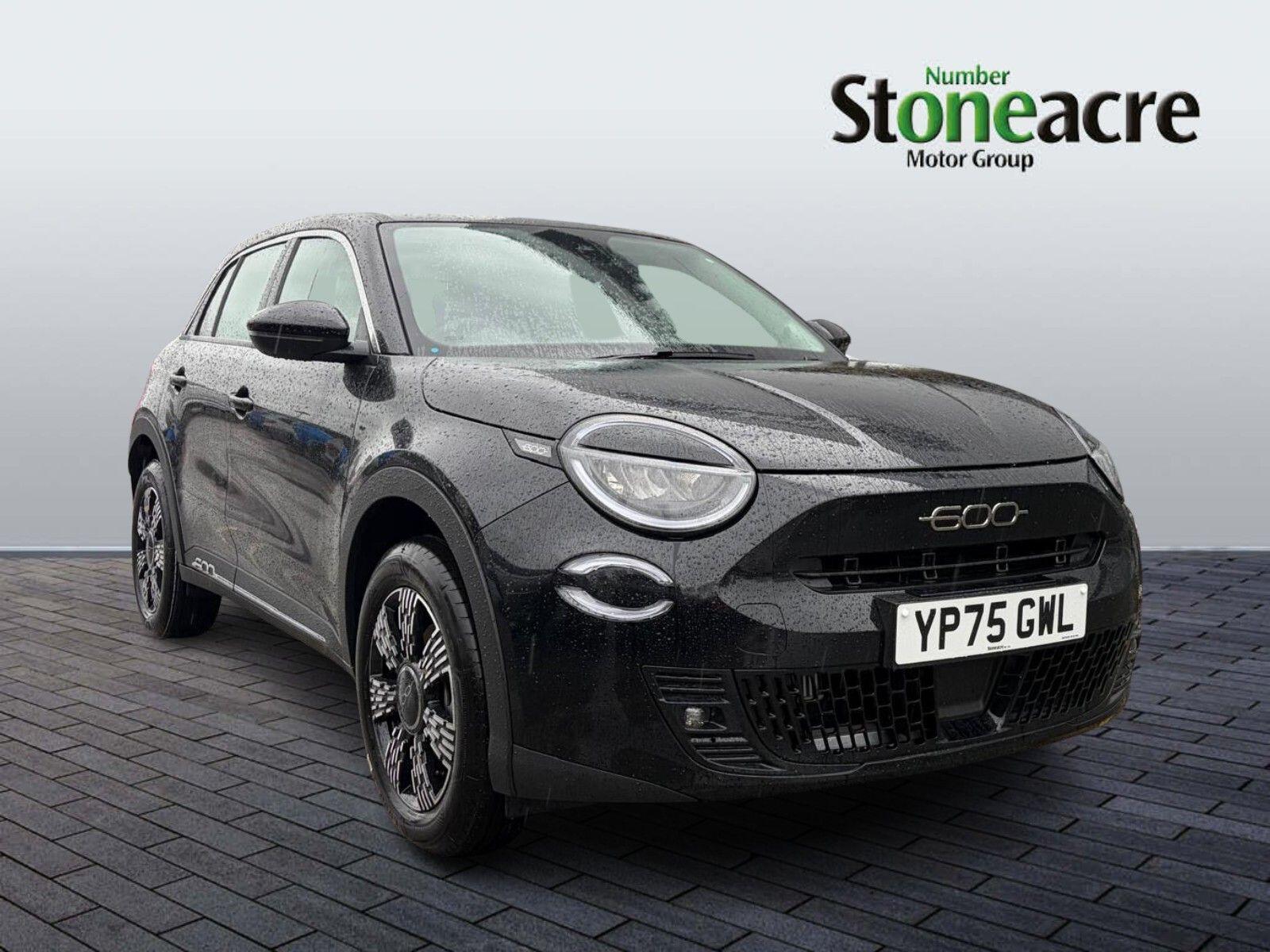 Fiat 600 1.2 MHEV e-DCT Euro 6 (s/s) 5dr YP75GWL Image 1