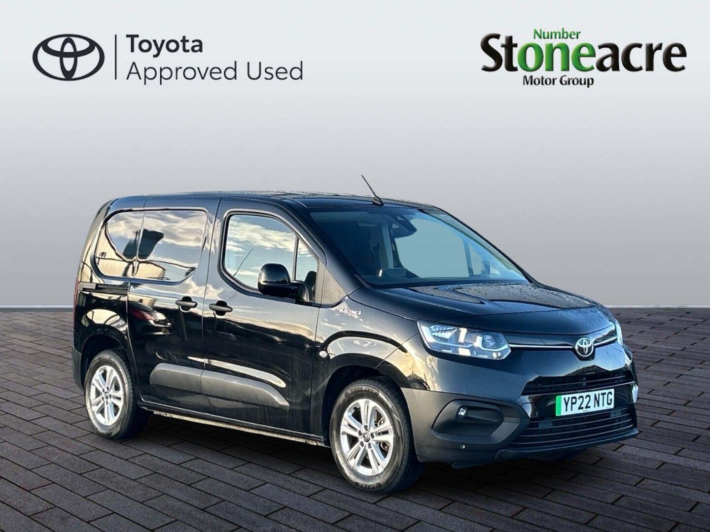 Toyota Proace City Icon Van 50kWh Auto YP22NTG Image 1