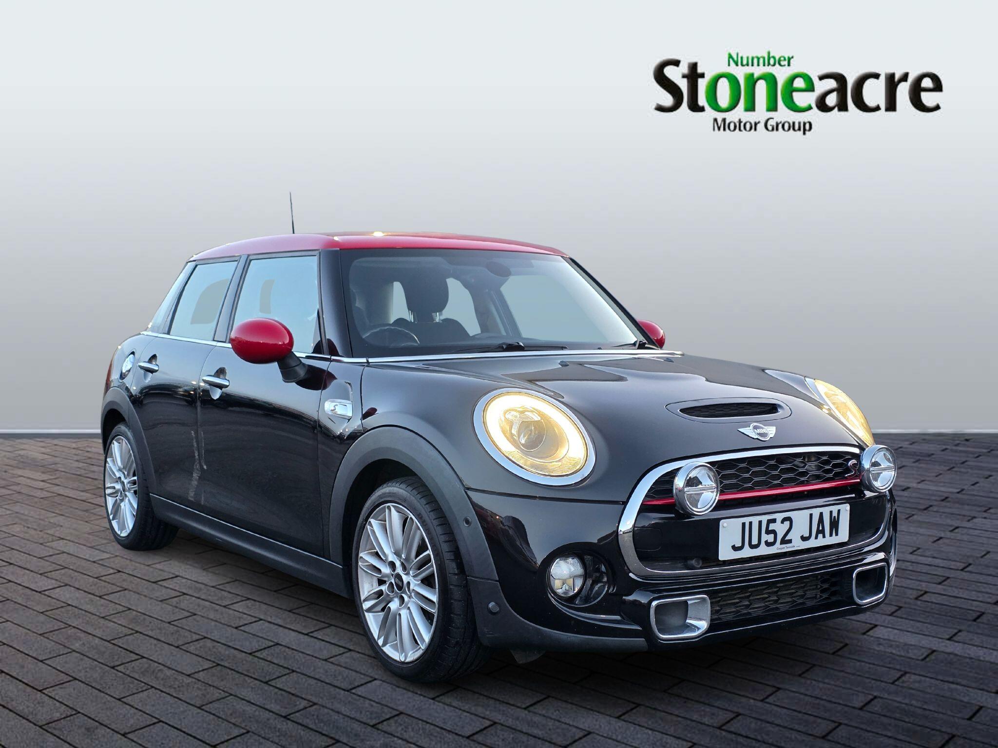 MINI Hatch 2.0 Cooper S Auto Euro 6 (s/s) 5dr JU52JAW Image 1