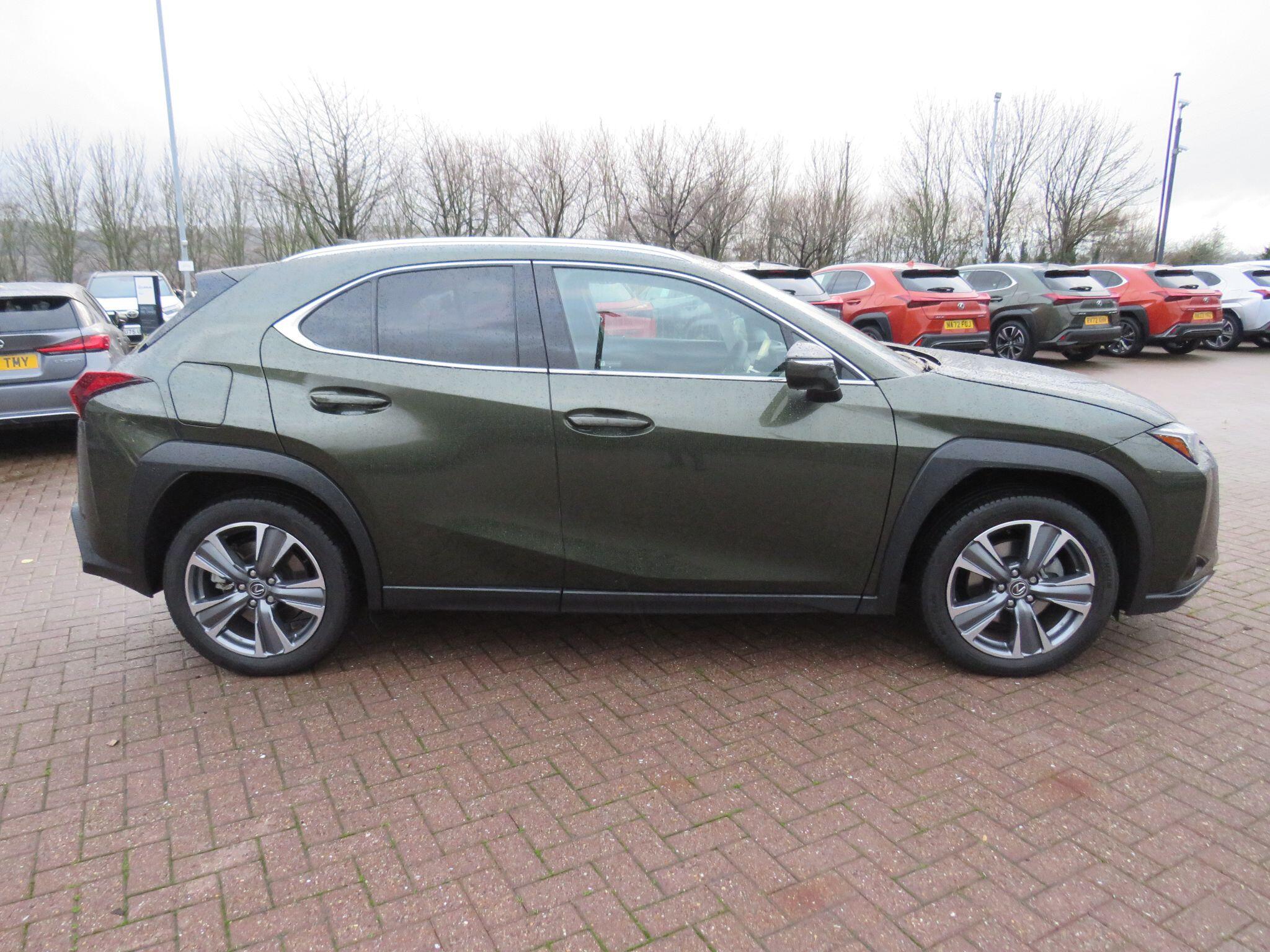 Lexus UX 300e 72.8kWh Premium Plus Auto 5dr NL75DUJ Image 2
