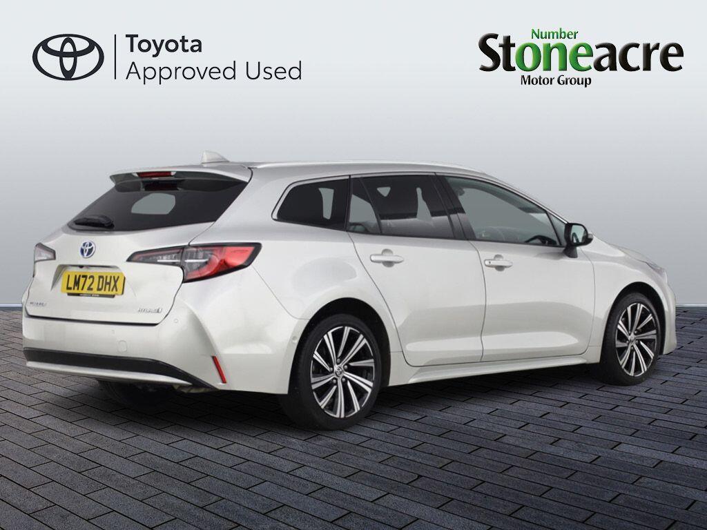Toyota Corolla Hatchback 1.8 VVT-i Hybrid Design 5dr Auto LM72DHX Image 2