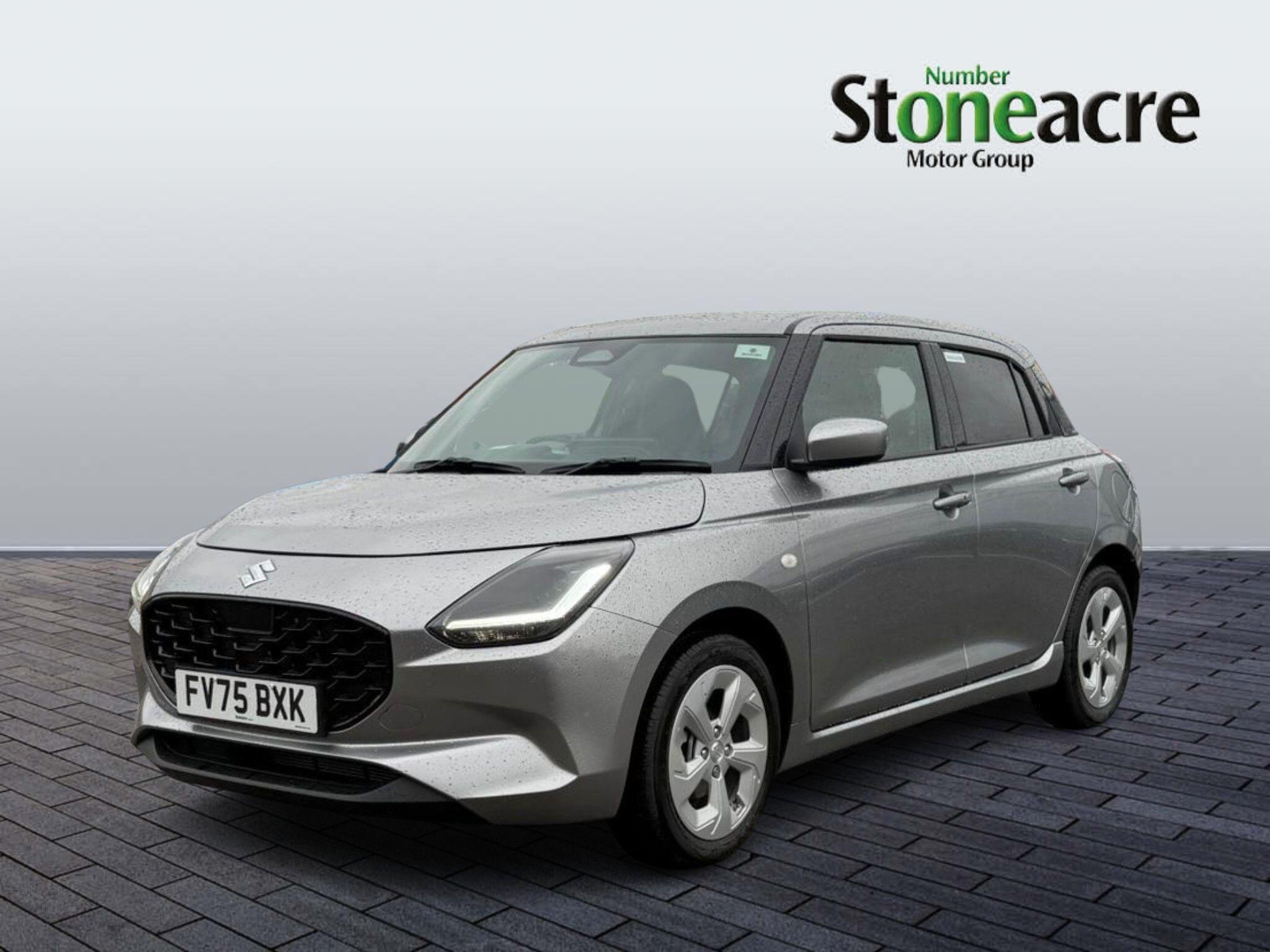 Suzuki Swift 1.2 MHEV Motion Euro 6 (s/s) 5dr FV75BXK Image 3