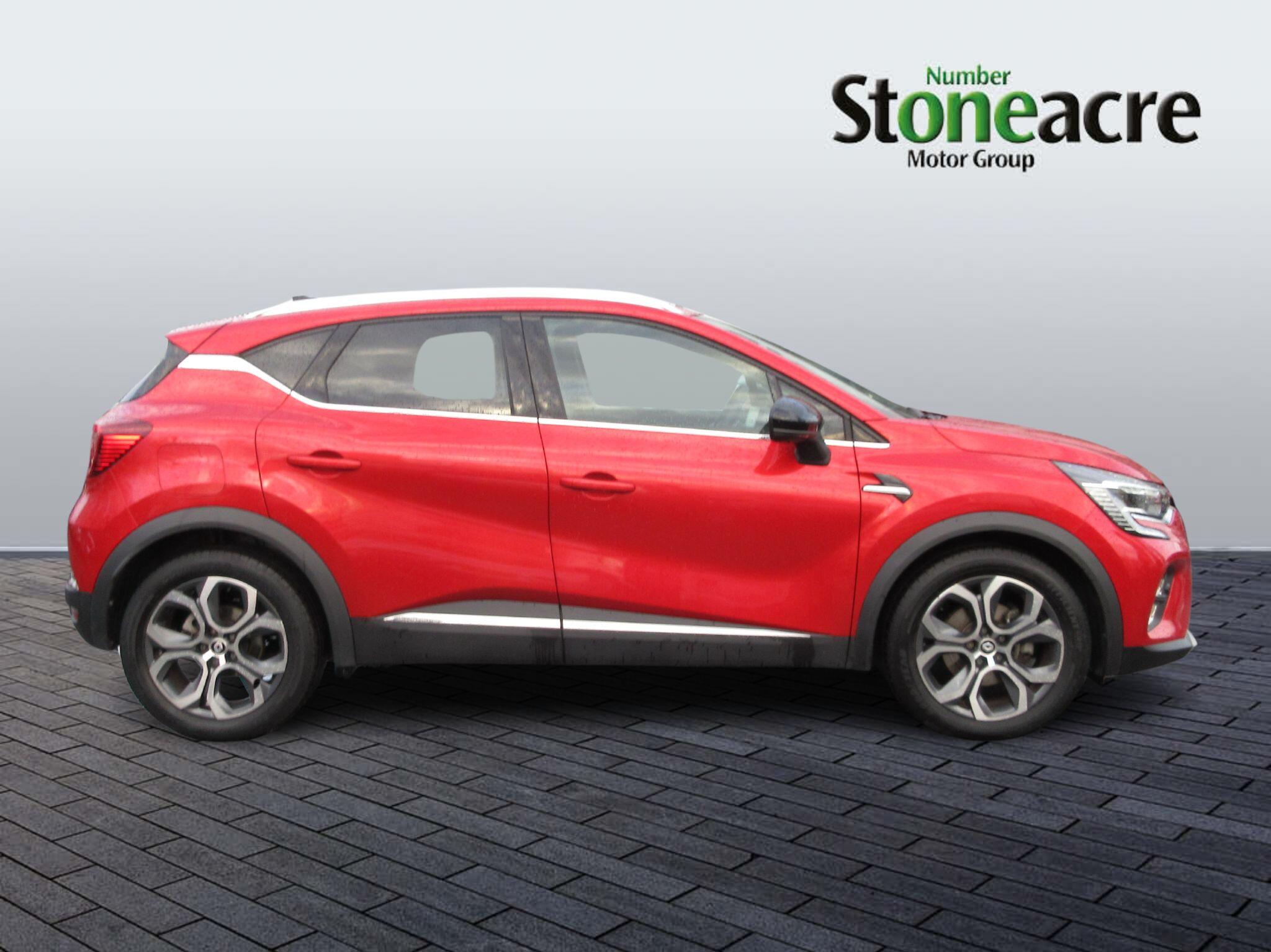Renault Captur E-Tech 1.6 E-Tech full hybrid 145 Techno 5dr Auto BT73LDE Image 2