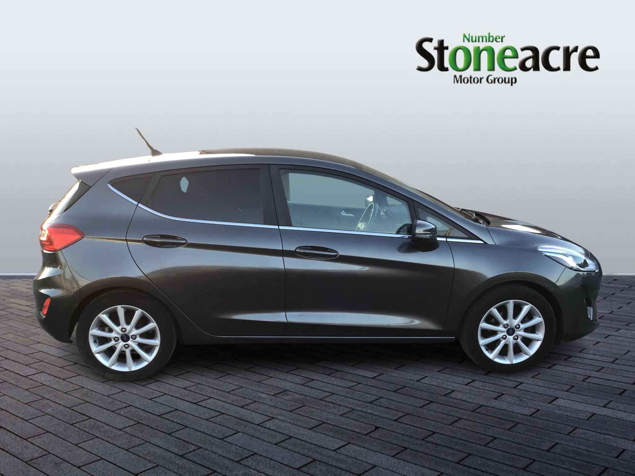 Ford Fiesta 1.0T EcoBoost Titanium Hatchback 5dr Petrol Manual Euro 6 (s/s) (100 ps) YF18KFL Image 2