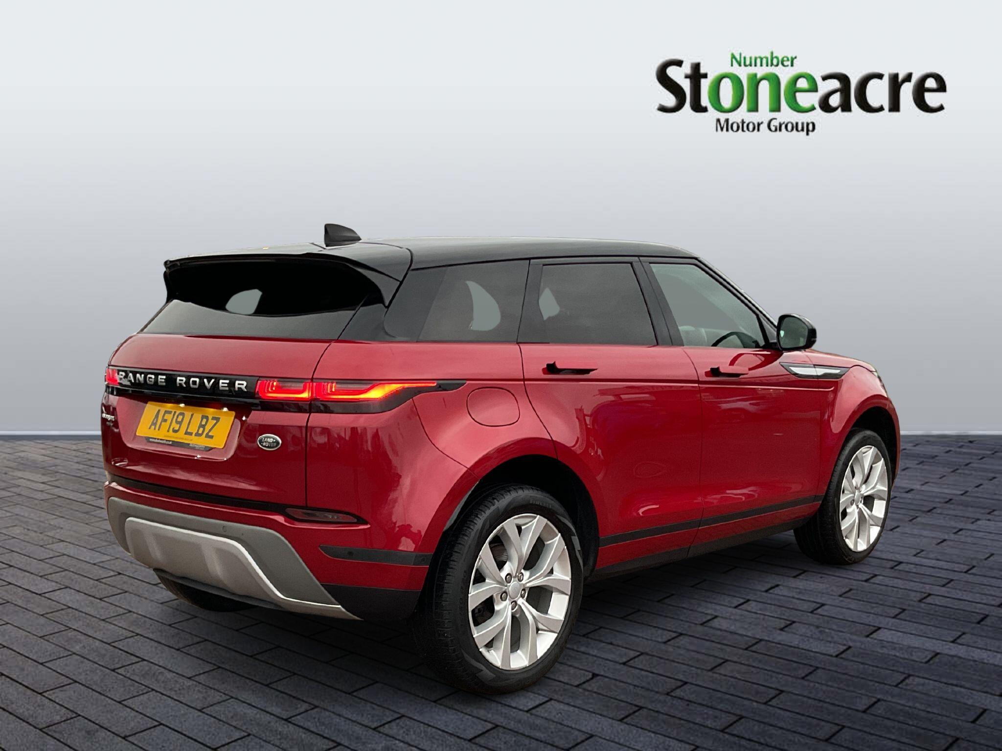 Land Rover Range Rover Evoque 2.0 P250 MHEV SE Auto 4WD Euro 6 (s/s) 5dr AF19LBZ Image 3