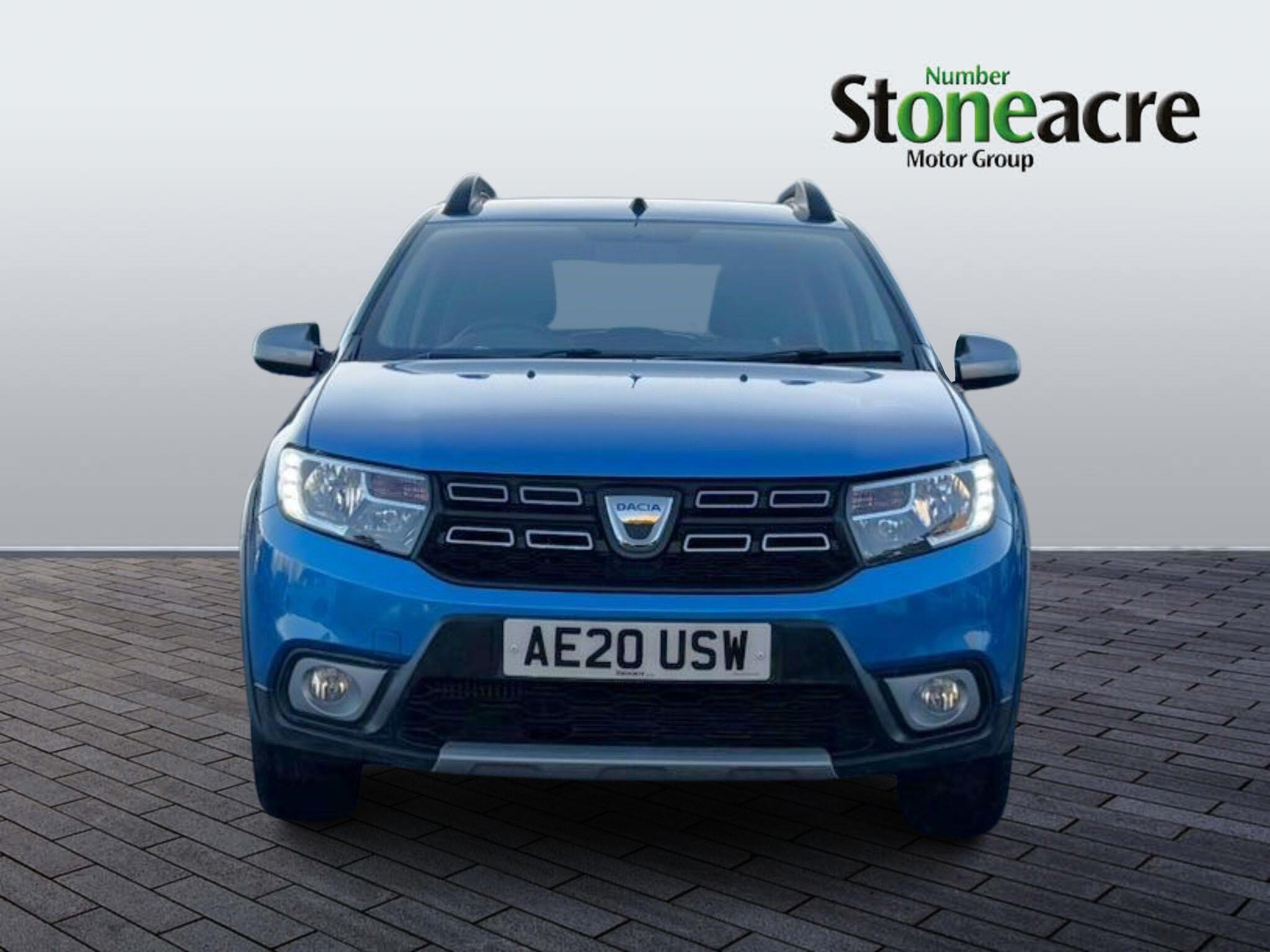 Dacia Sandero Stepway 0.9 TCe Essential 5dr AE20USW Image 2