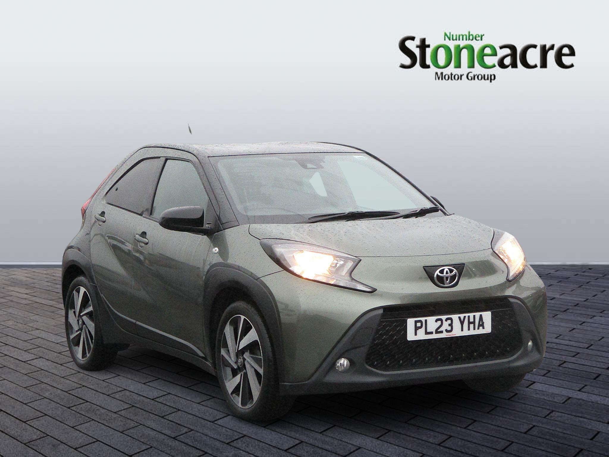 Toyota Aygo X 1.0 VVT-i Edge 5dr PL23YHA Image 1