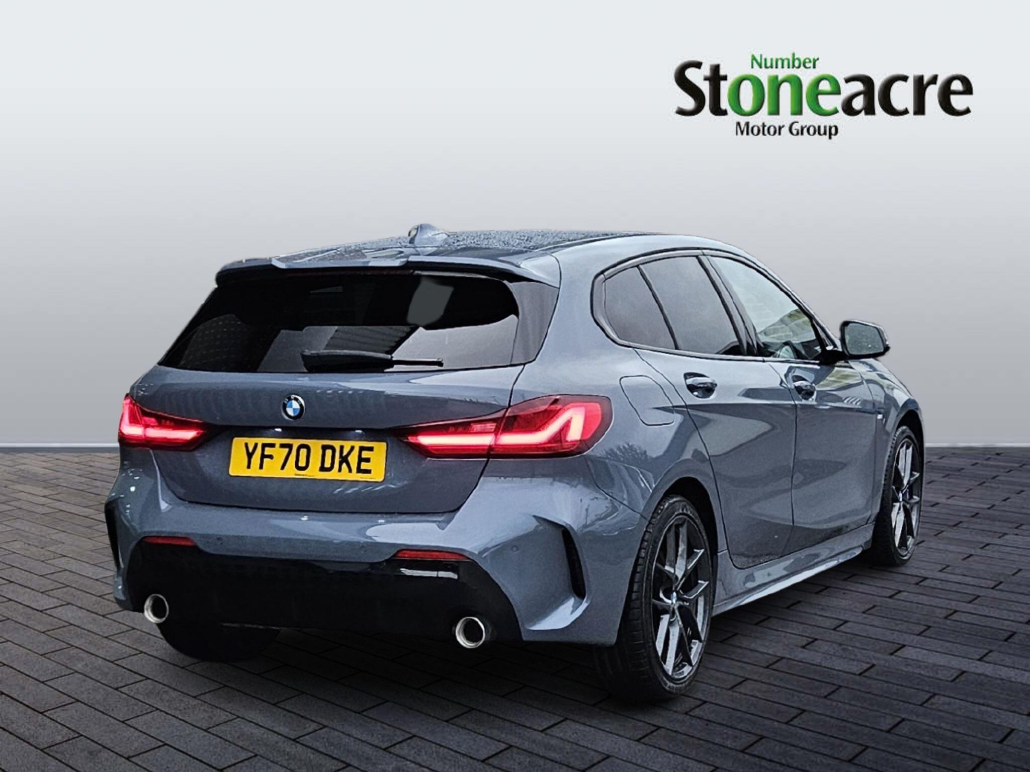 BMW 1 Series 2.0 118d M Sport Euro 6 (s/s) 5dr YF70DKE Image 3
