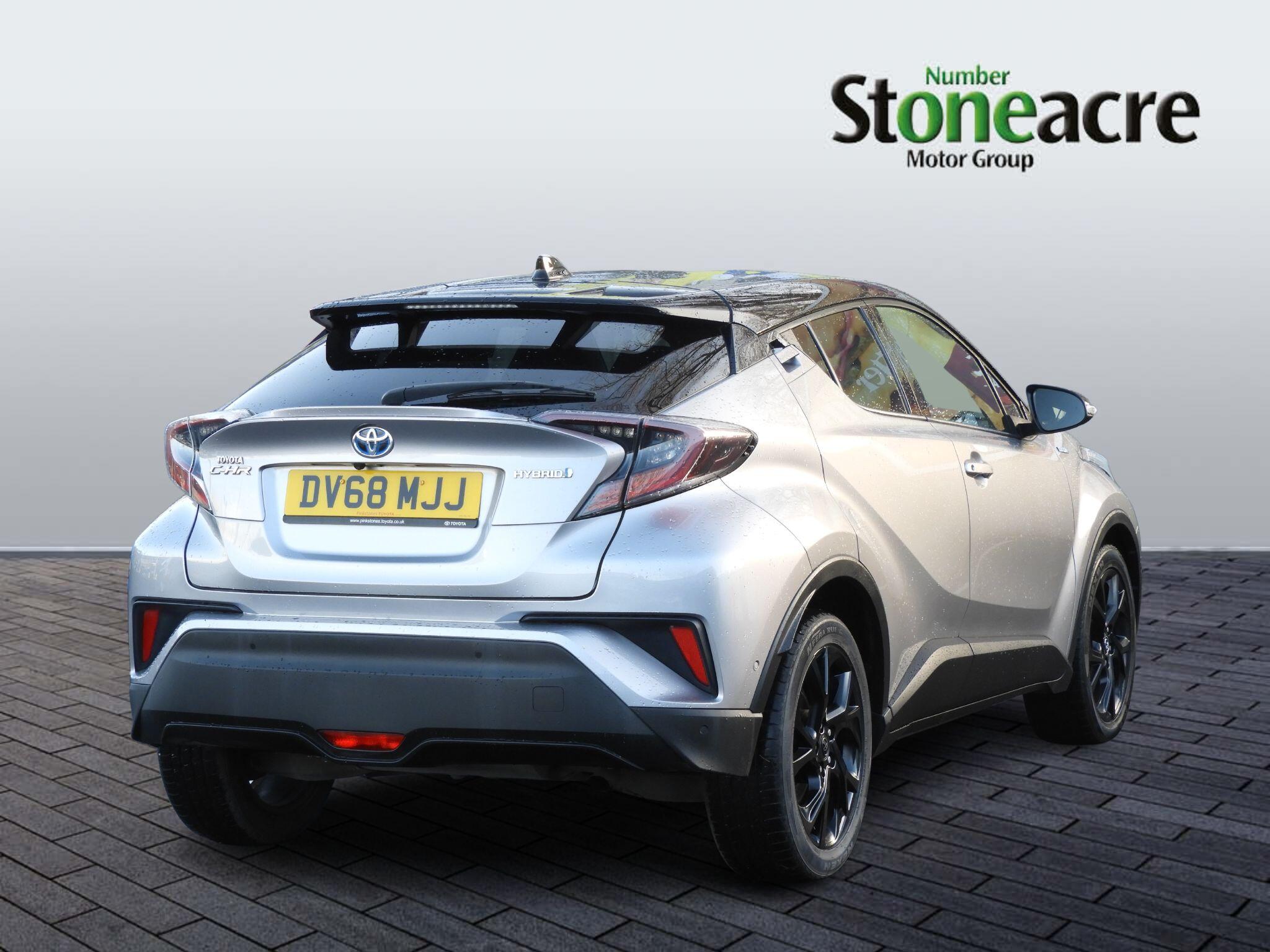Toyota C-HR Self-Charging Hybrid 1.8 Hybrid Dynamic 5dr CVT DV68MJJ Image 3