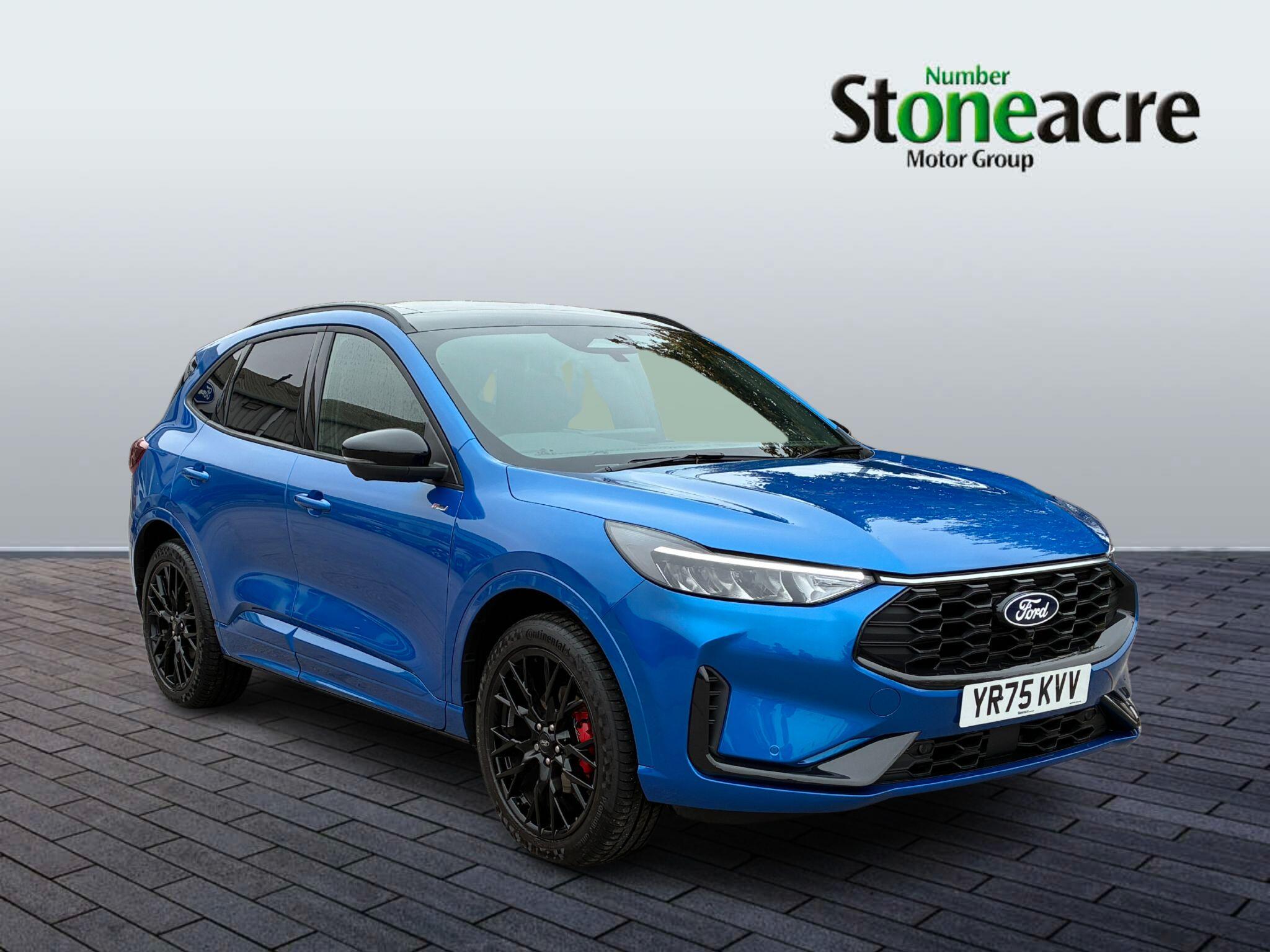 Ford Kuga 2.5 Duratec 14.4kWh ST-Line X Black Package CVT Euro 6 (s/s) 5dr YR75KVV Image 1