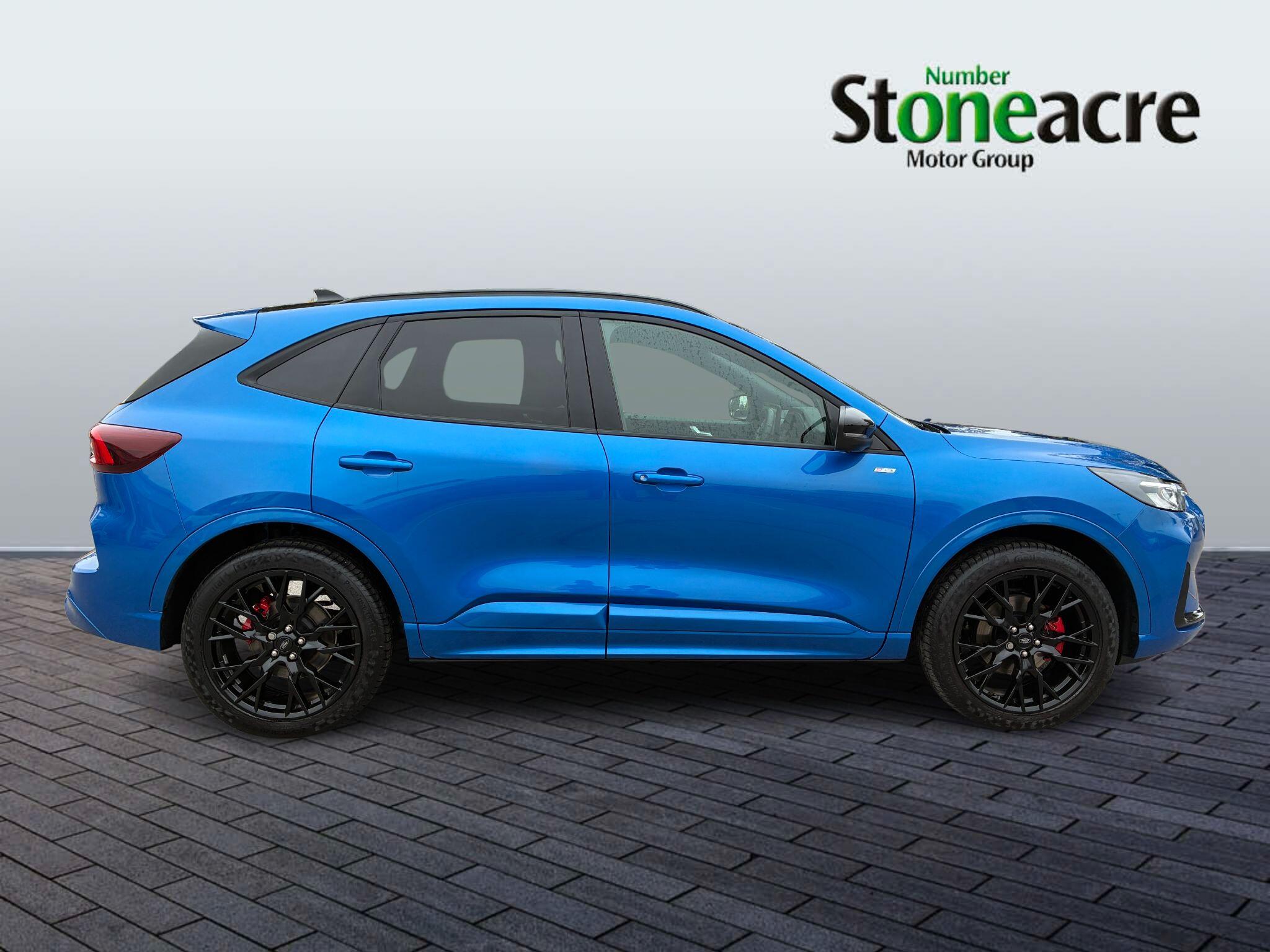 Ford Kuga 2.5 Duratec 14.4kWh ST-Line X Black Package CVT Euro 6 (s/s) 5dr YR75KVV Image 2