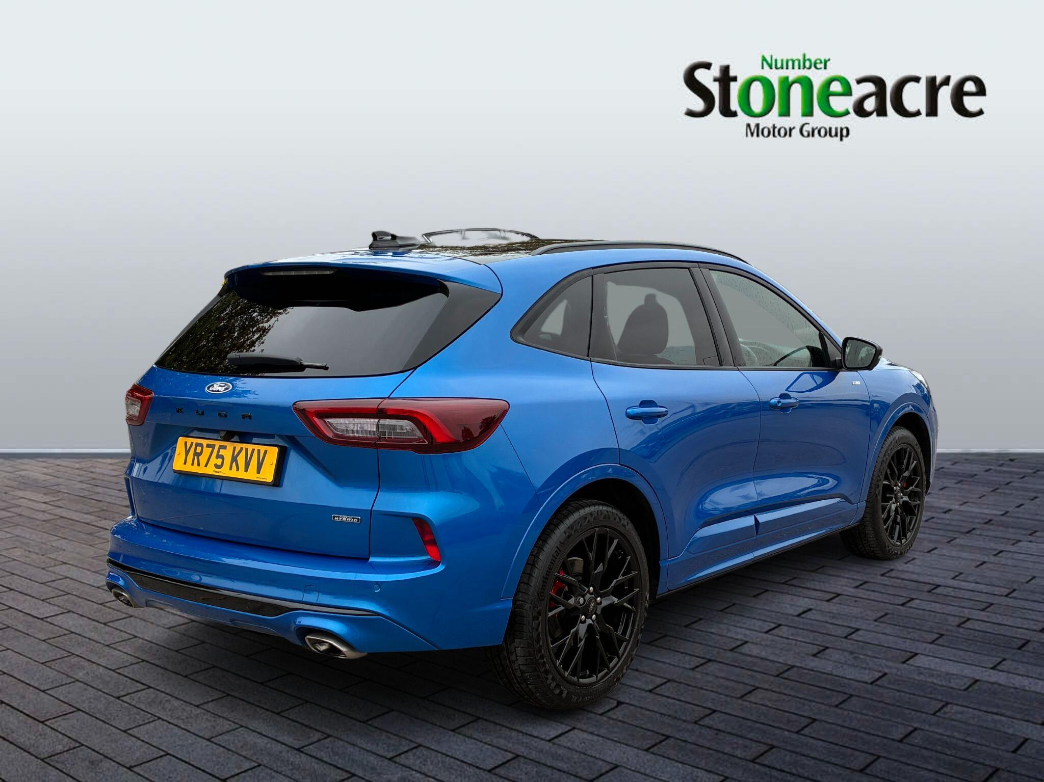 Ford Kuga 2.5 Duratec 14.4kWh ST-Line X Black Package CVT Euro 6 (s/s) 5dr YR75KVV Image 3