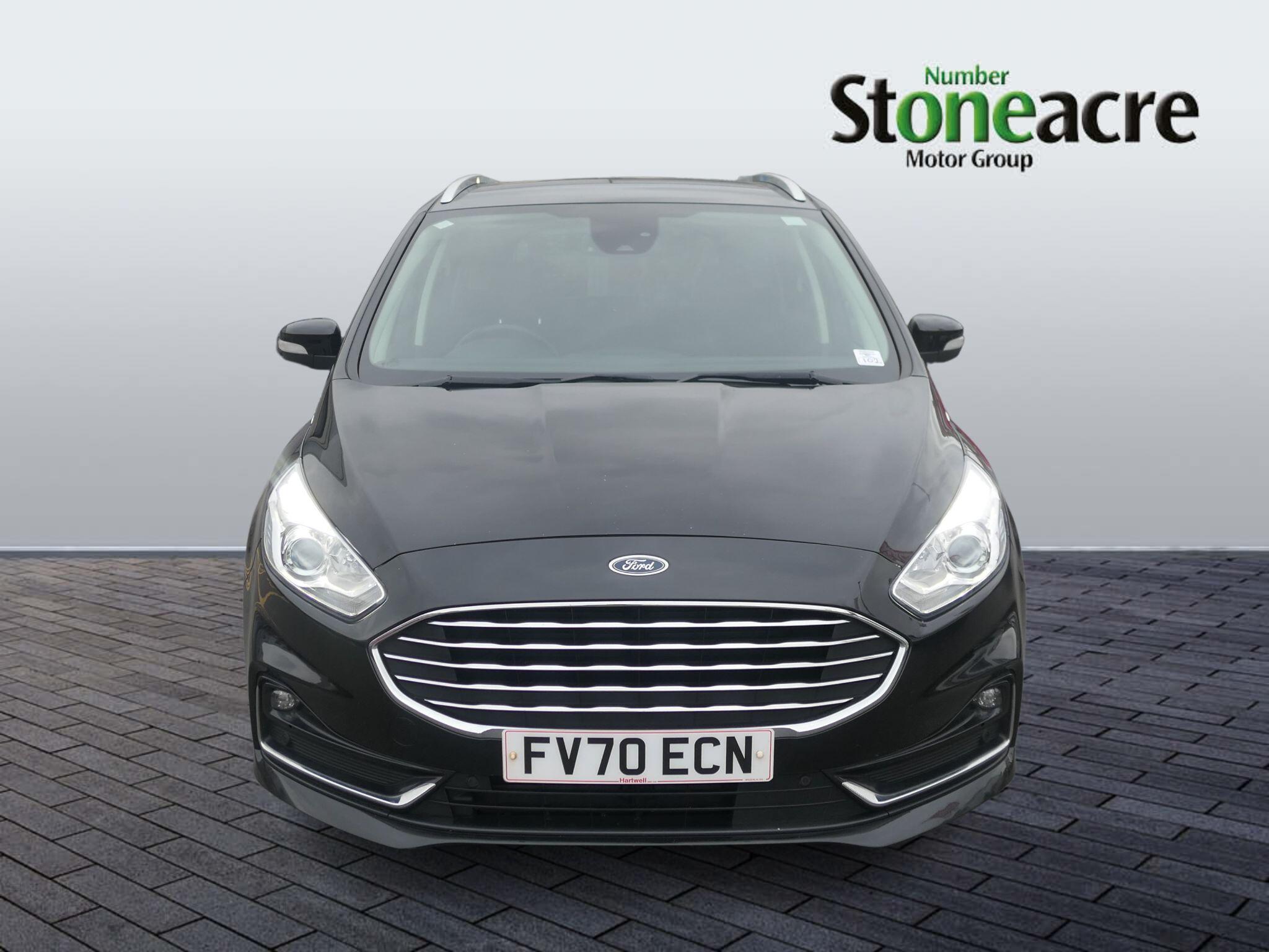 Ford Galaxy Image 2