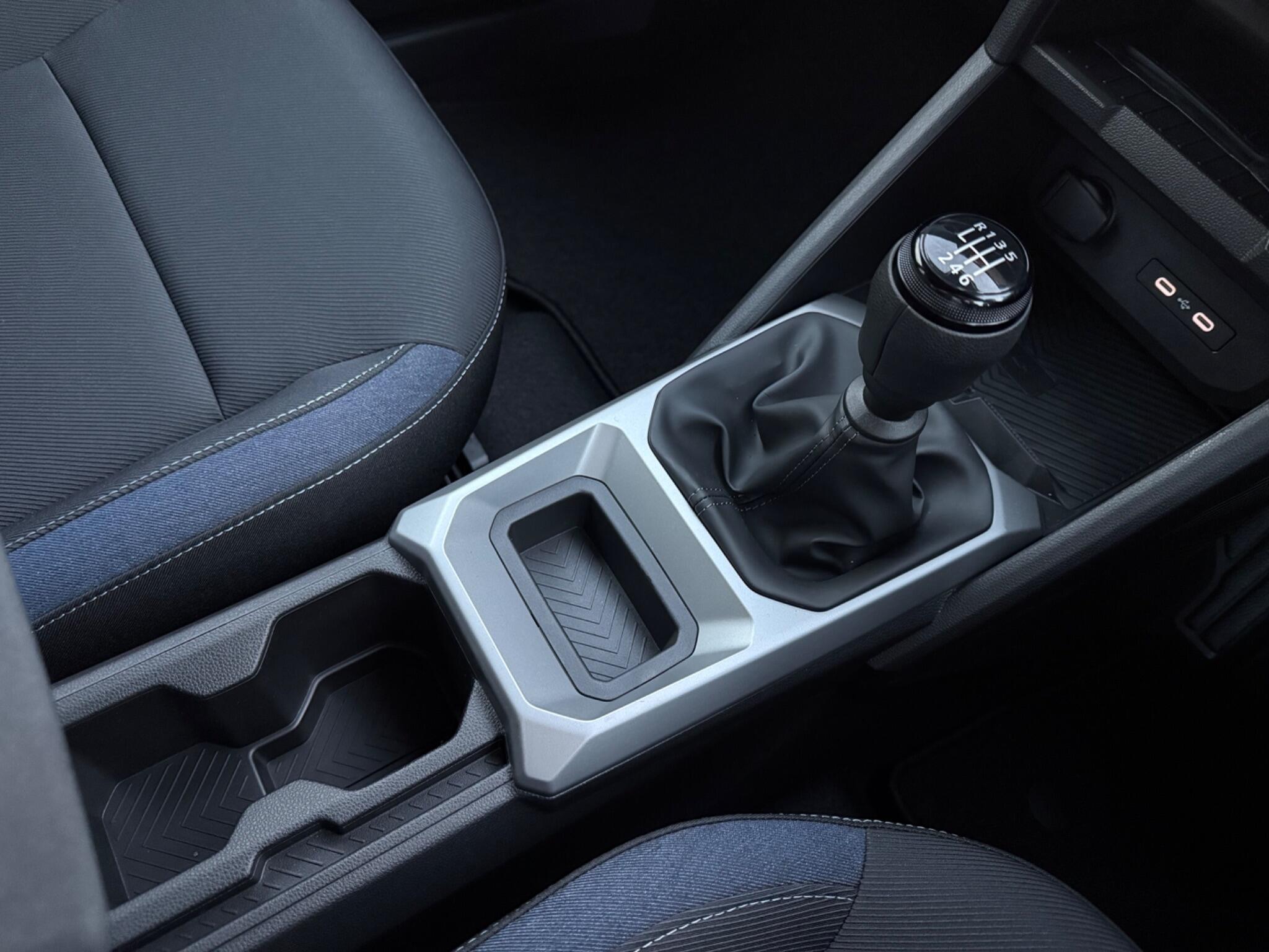 Dacia Duster 1.2 TCe MHEV Journey Euro 6 (s/s) 5dr YS75LSU Image 1