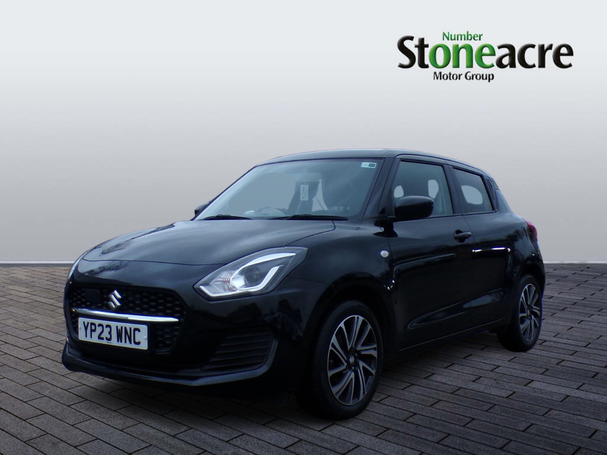 Suzuki Swift 1.2 Dualjet 83 12V Hybrid SZ-L 5dr YP23WNC Image 3