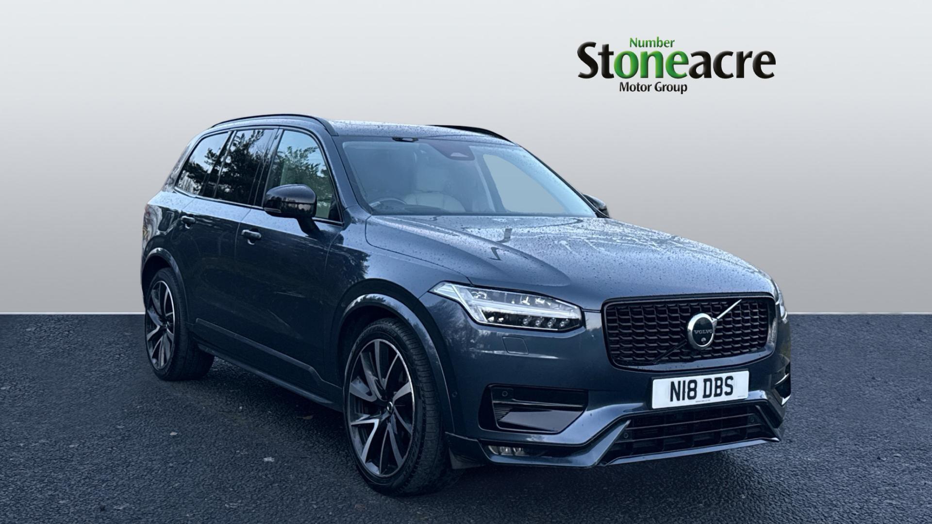 Volvo XC90 Ultimate, B5 AWD mild hybrid, Petrol, Dark, 7 seats N18DBS Image 1