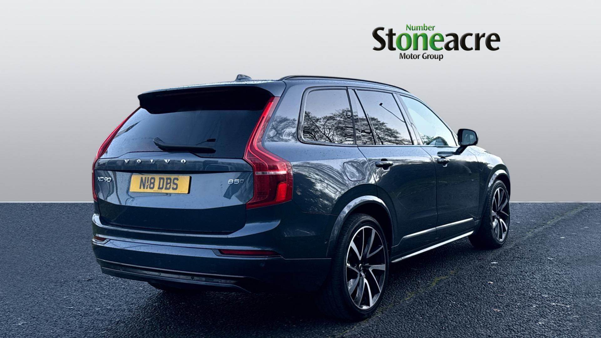 Volvo XC90 Ultimate, B5 AWD mild hybrid, Petrol, Dark, 7 seats N18DBS Image 2