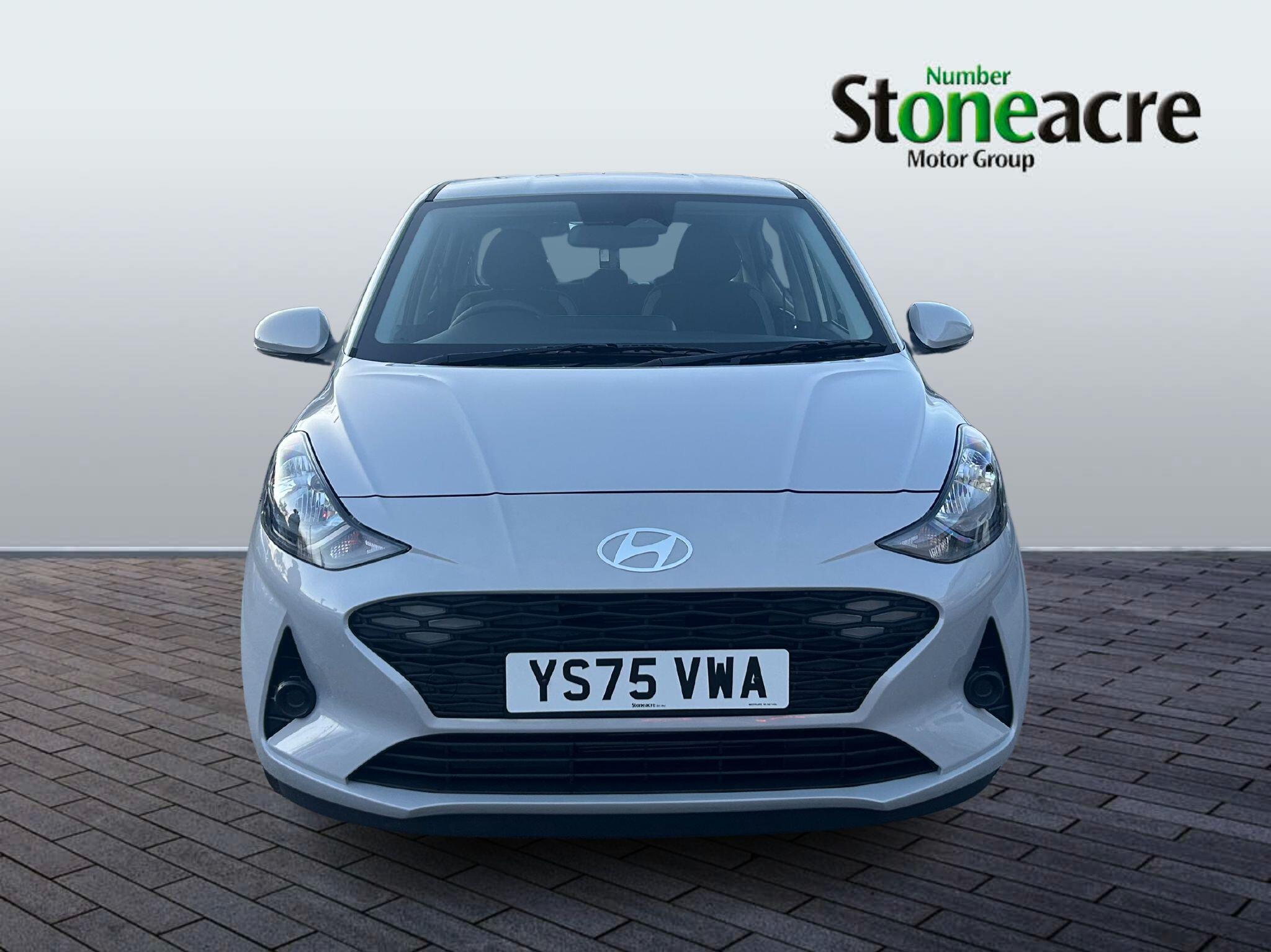 Hyundai i10 1.0 Advance Auto Euro 6 (s/s) 5dr YS75VWA Image 2