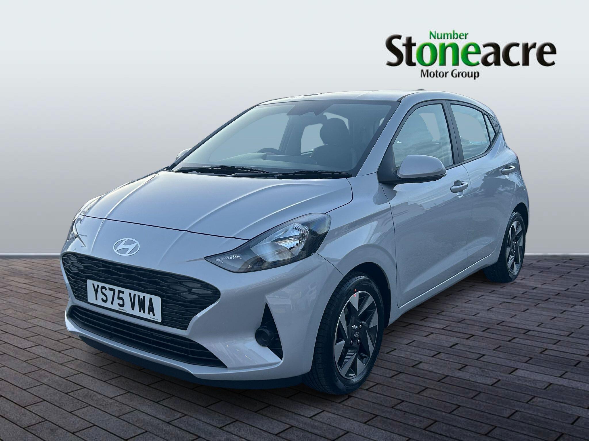 Hyundai i10 1.0 Advance Auto Euro 6 (s/s) 5dr YS75VWA Image 3