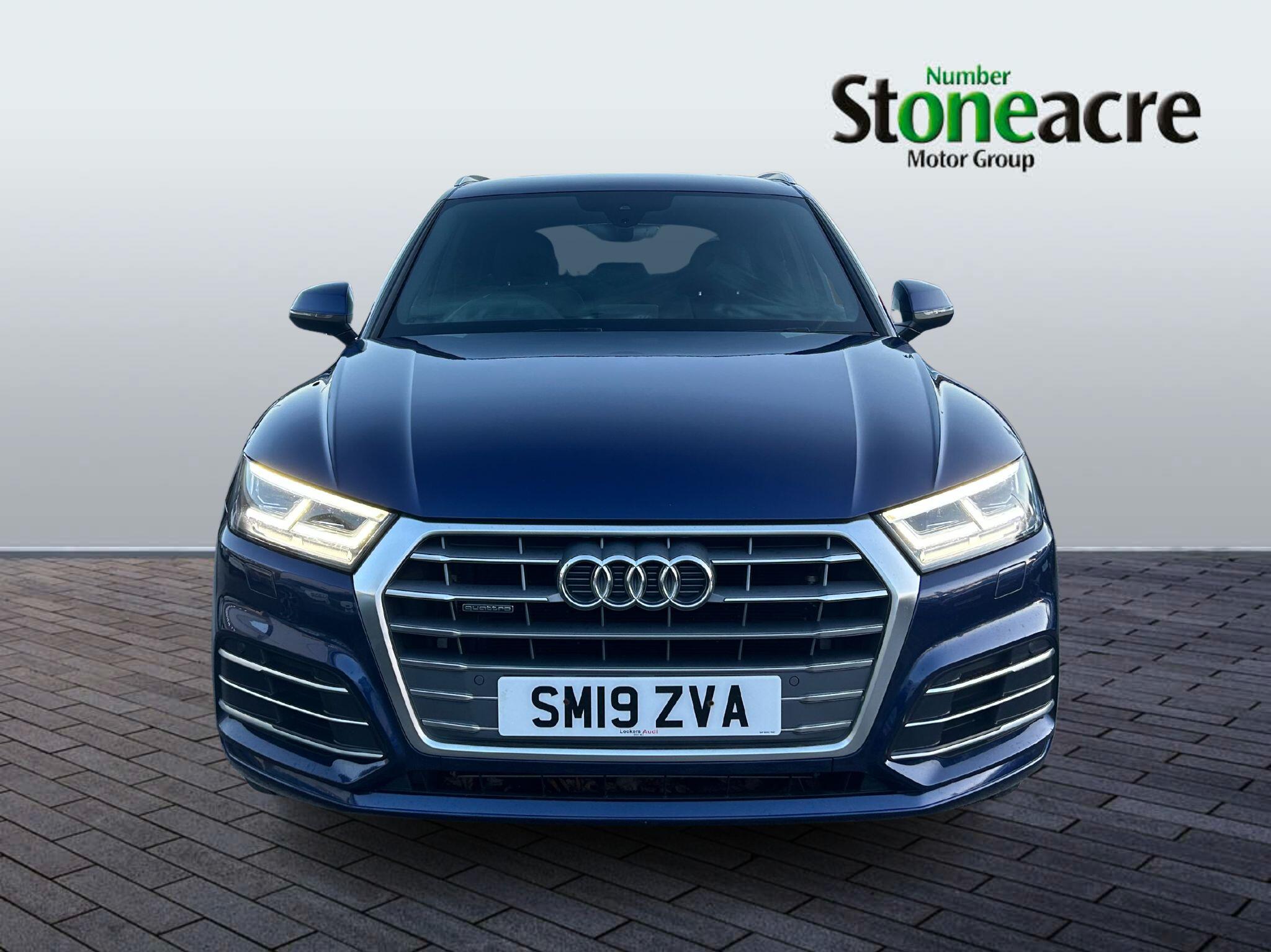 Audi Q5 2.0 TDI 40 S line S Tronic quattro Euro 6 (s/s) 5dr SM19ZVA Image 2