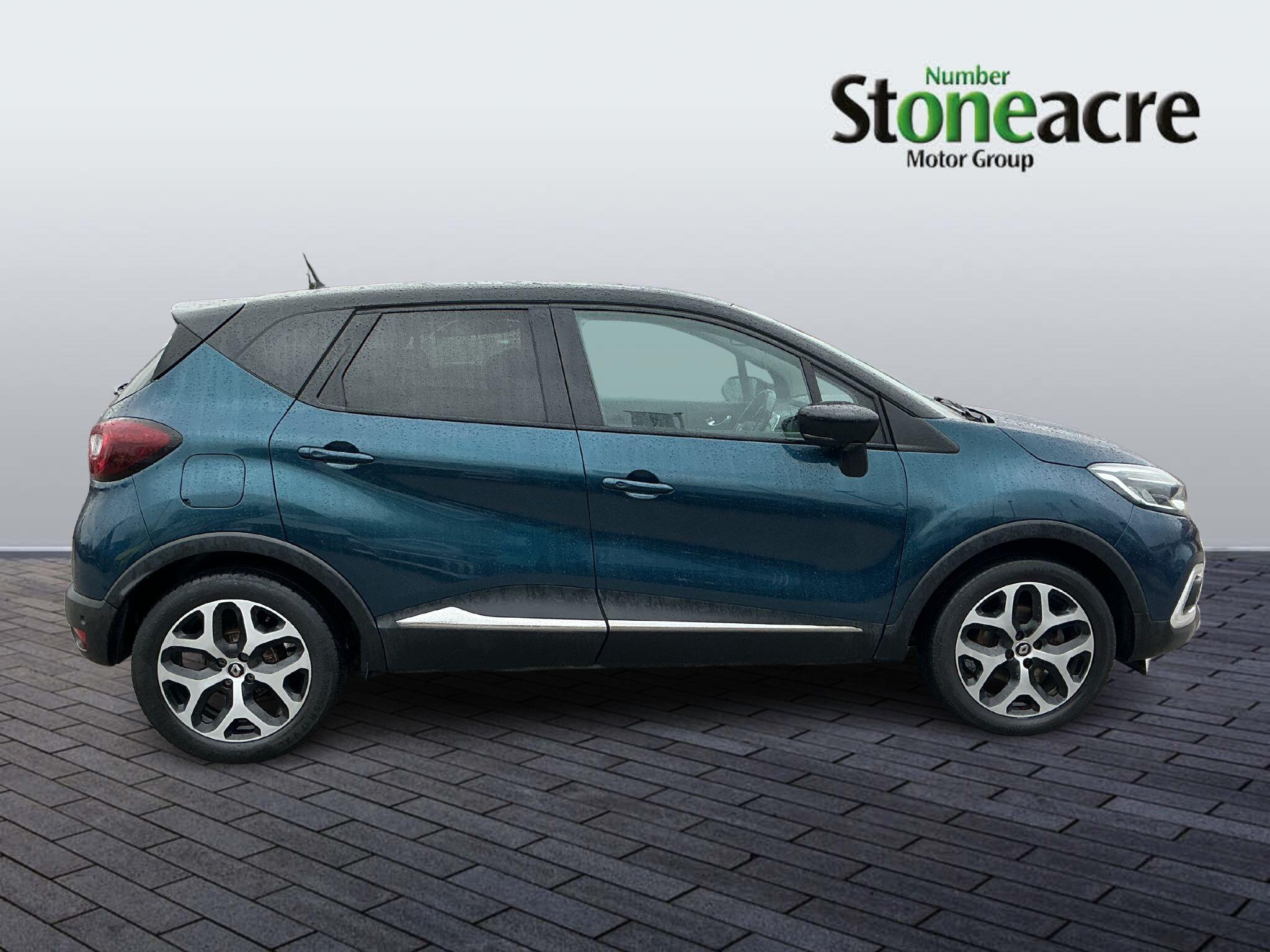 Renault Captur 1.3 TCe ENERGY GT Line Euro 6 (s/s) 5dr AU19RYN Image 2