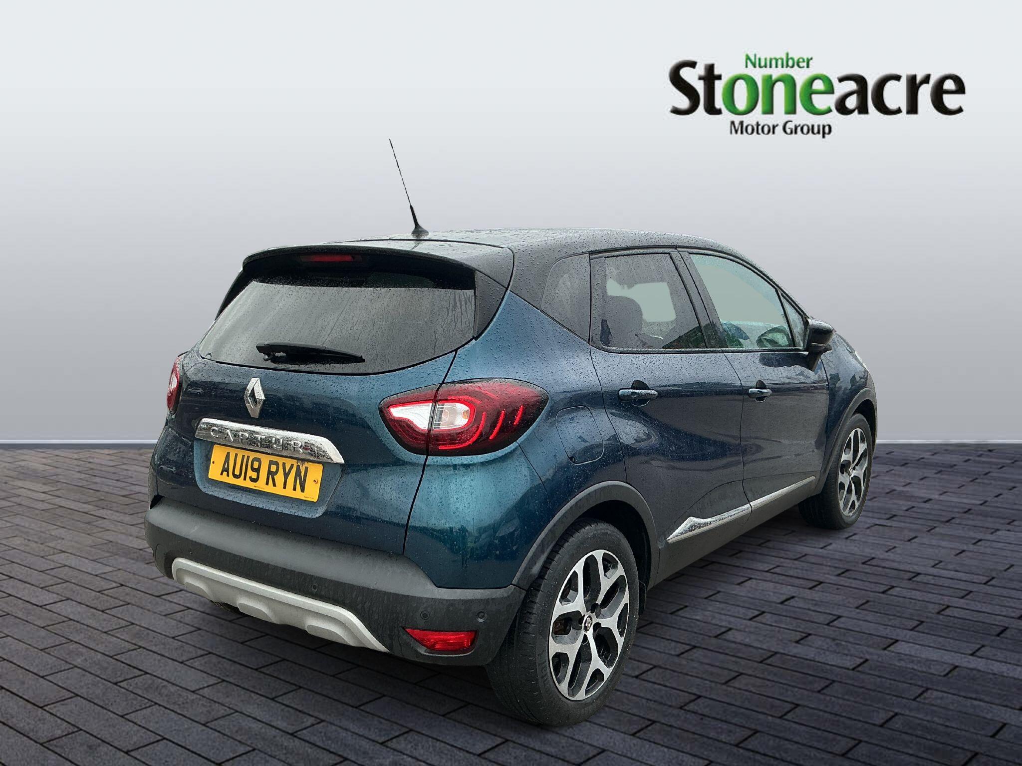 Renault Captur 1.3 TCe ENERGY GT Line Euro 6 (s/s) 5dr AU19RYN Image 3