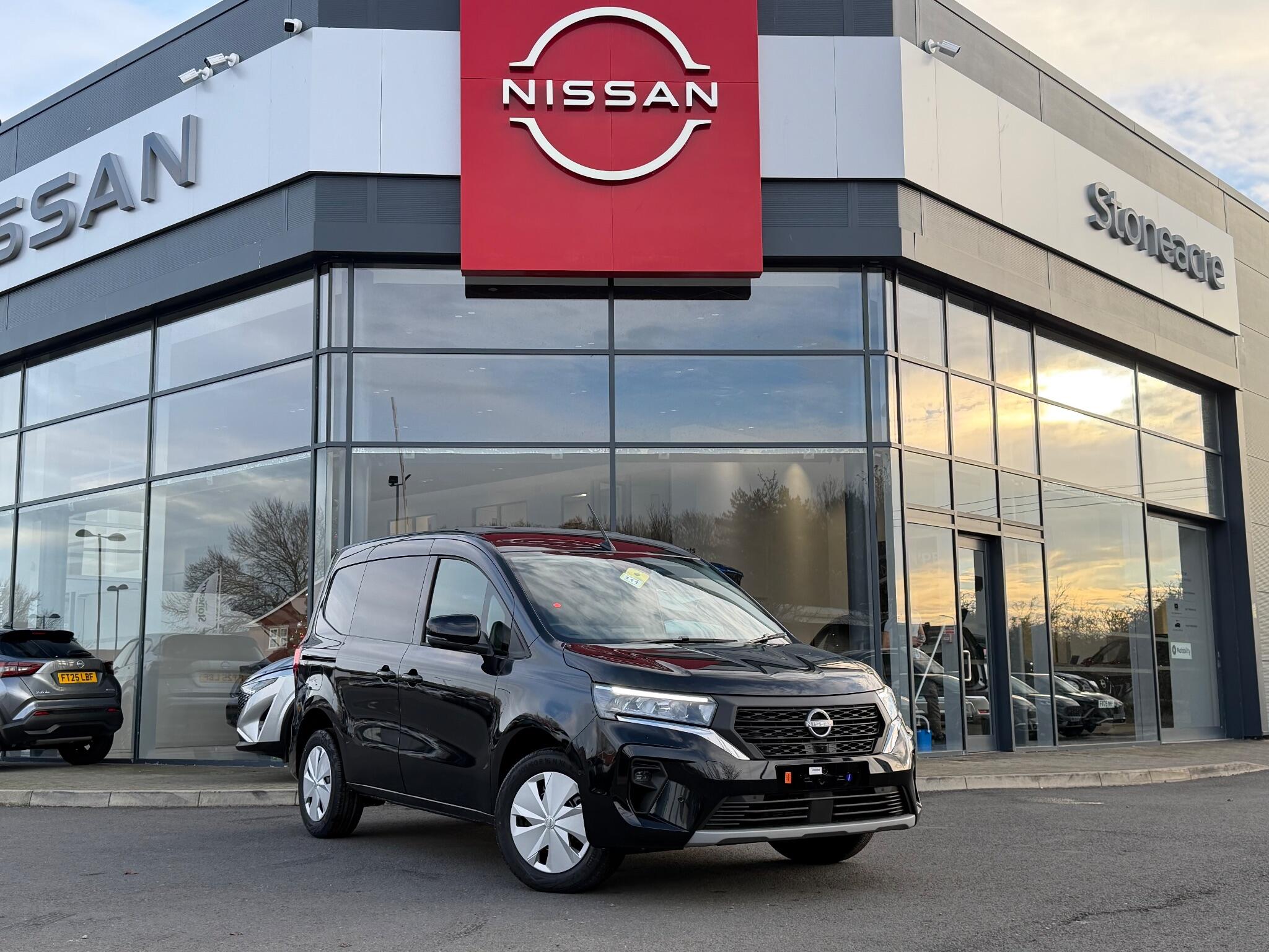 Nissan Townstar 1.3 TCe Tekna L1 Euro 6 (s/s) 6dr null Image 1