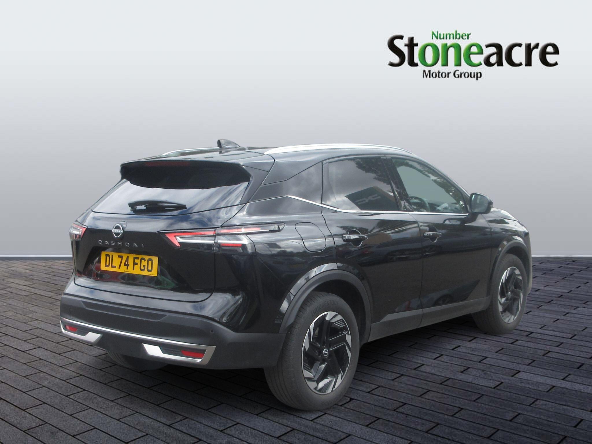 Nissan Qashqai 1.3 DIG-T MHEV N-Connecta Euro 6 (s/s) 5dr DL74FGO Image 3