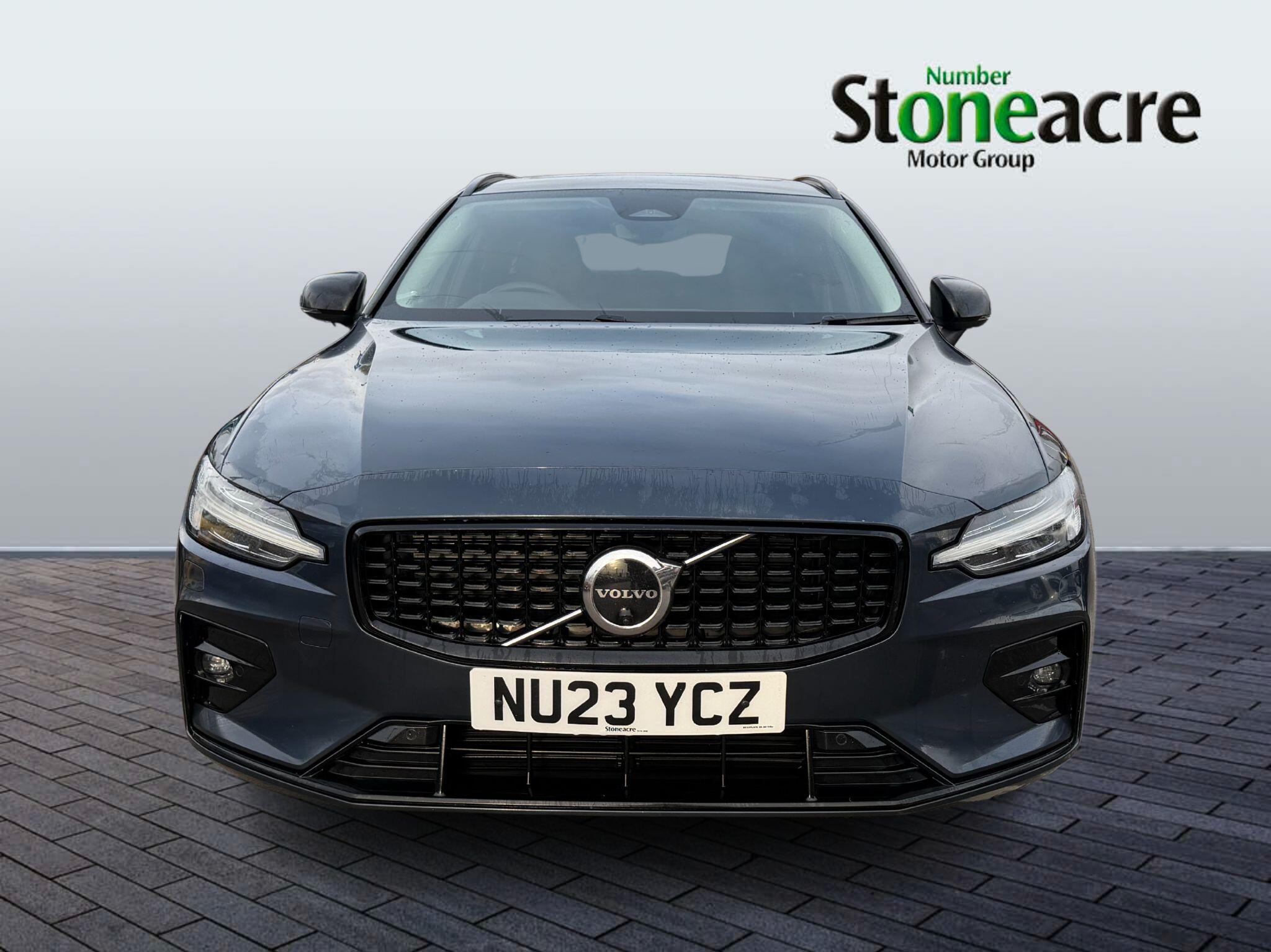 Volvo V60 Image 2