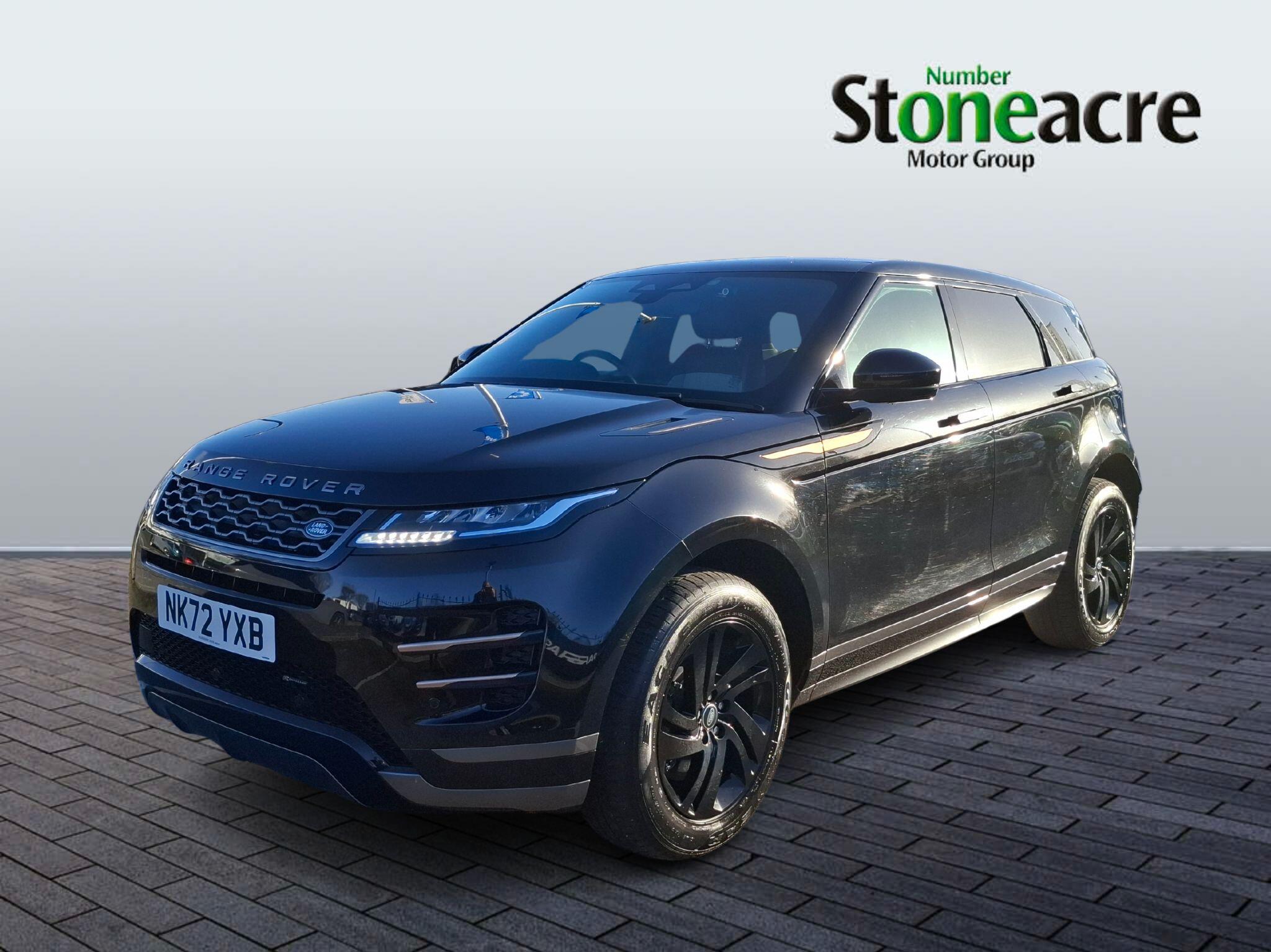 Land Rover Range Rover Evoque 1.5 P300e 12.2kWh R-Dynamic S Auto 4WD Euro 6 (s/s) 5dr NK72YXB Image 3