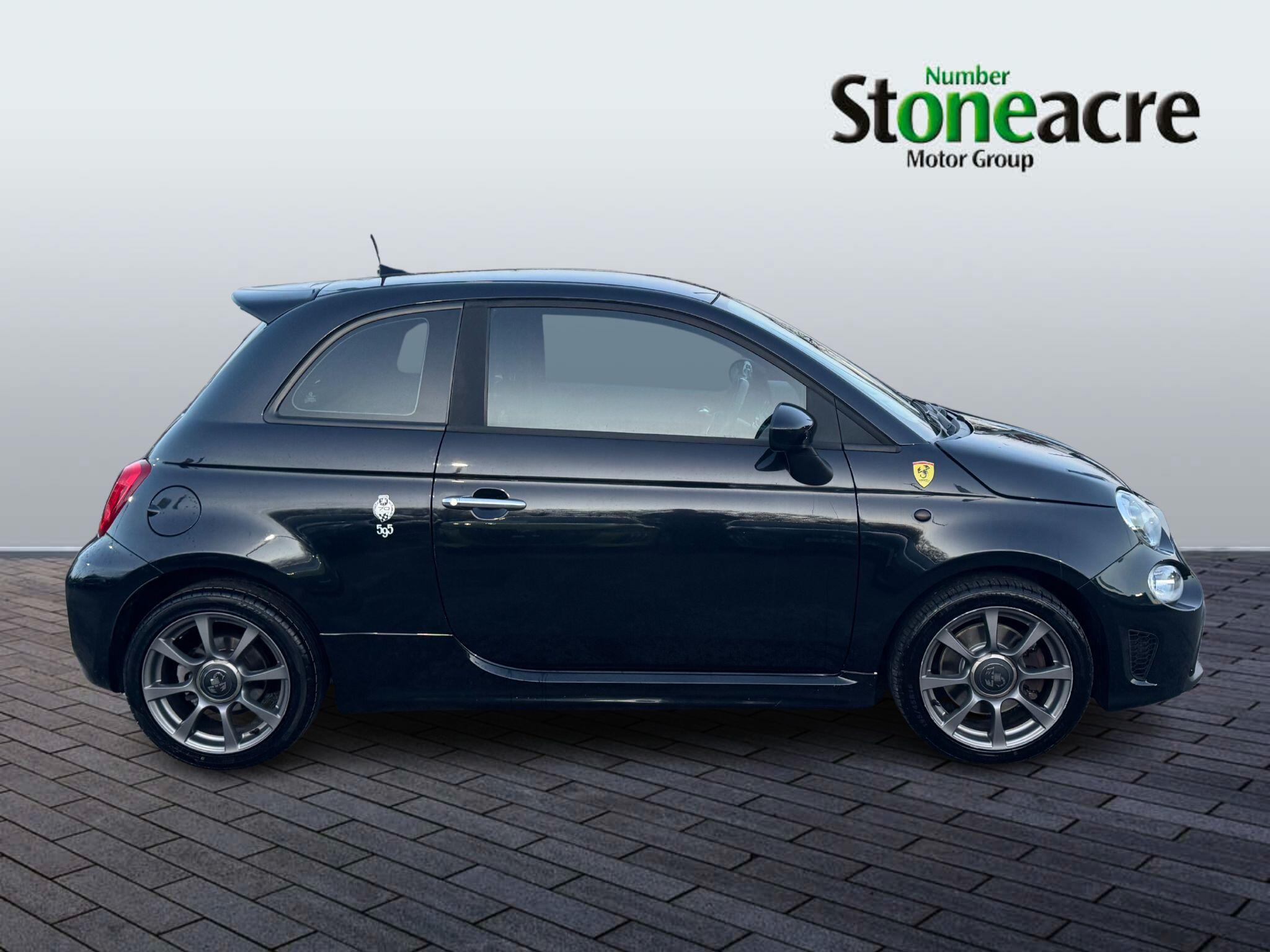 Abarth 595 1.4 T-Jet 145 3dr PE69UKL Image 2
