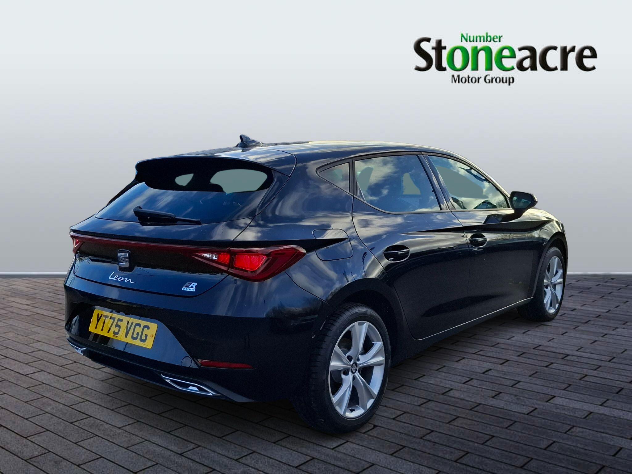 SEAT Leon e-Hybrid 1.5 eHybrid 25.8kWh FR DSG Euro 6 (s/s) 5dr YT75VGG Image 2