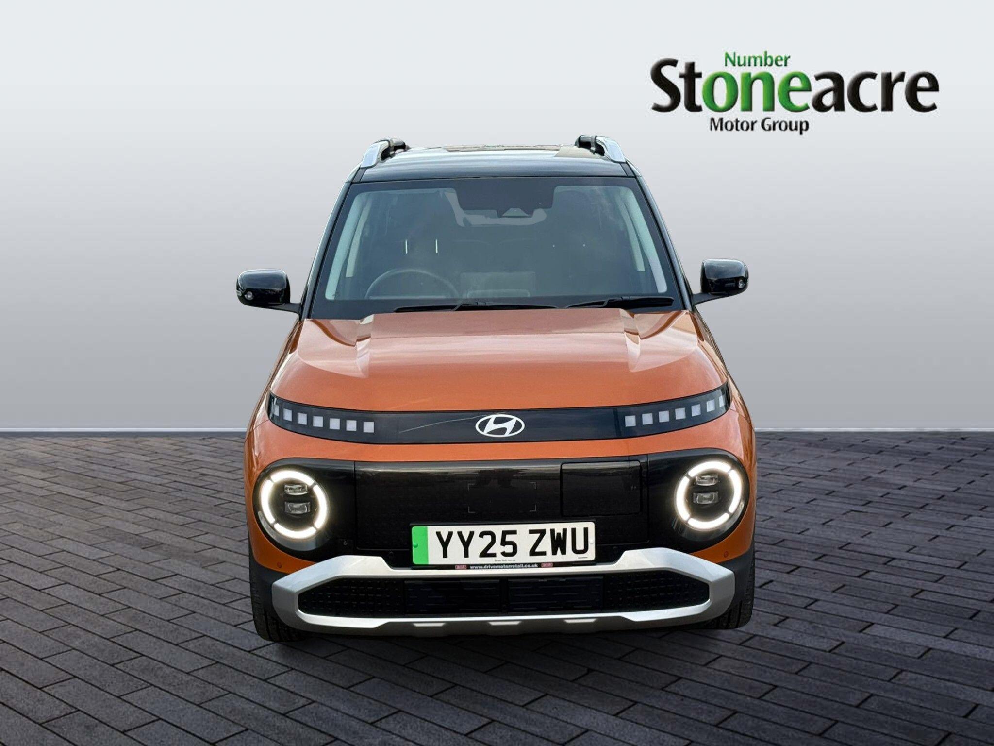 Hyundai INSTER Long Range 49kWh 02 Auto 5dr YY25ZWU Image 2