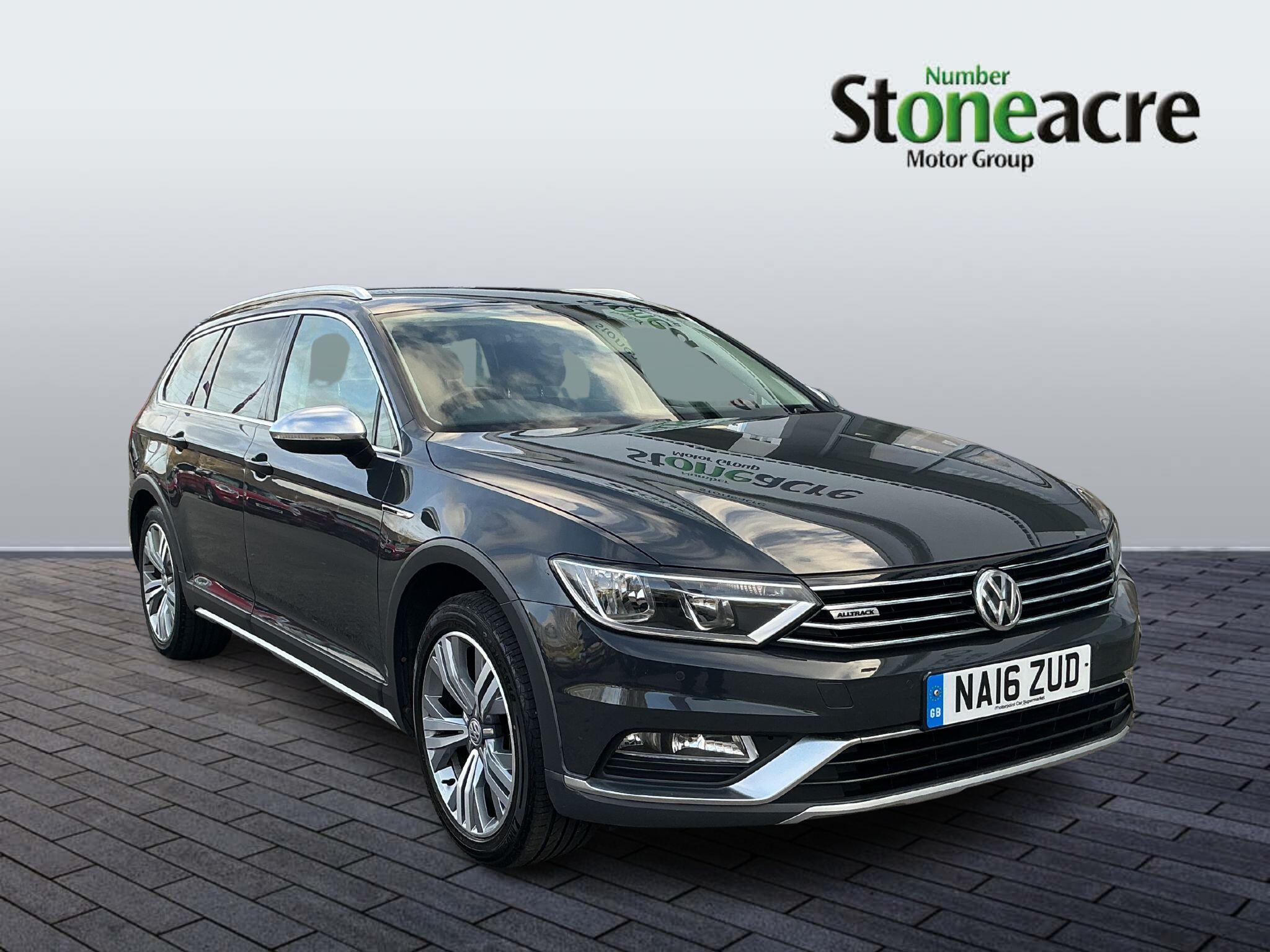 Volkswagen Passat 2.0 TDI BlueMotion Tech Alltrack DSG 4Motion Euro 6 (s/s) 5dr NA16ZUD Image 1