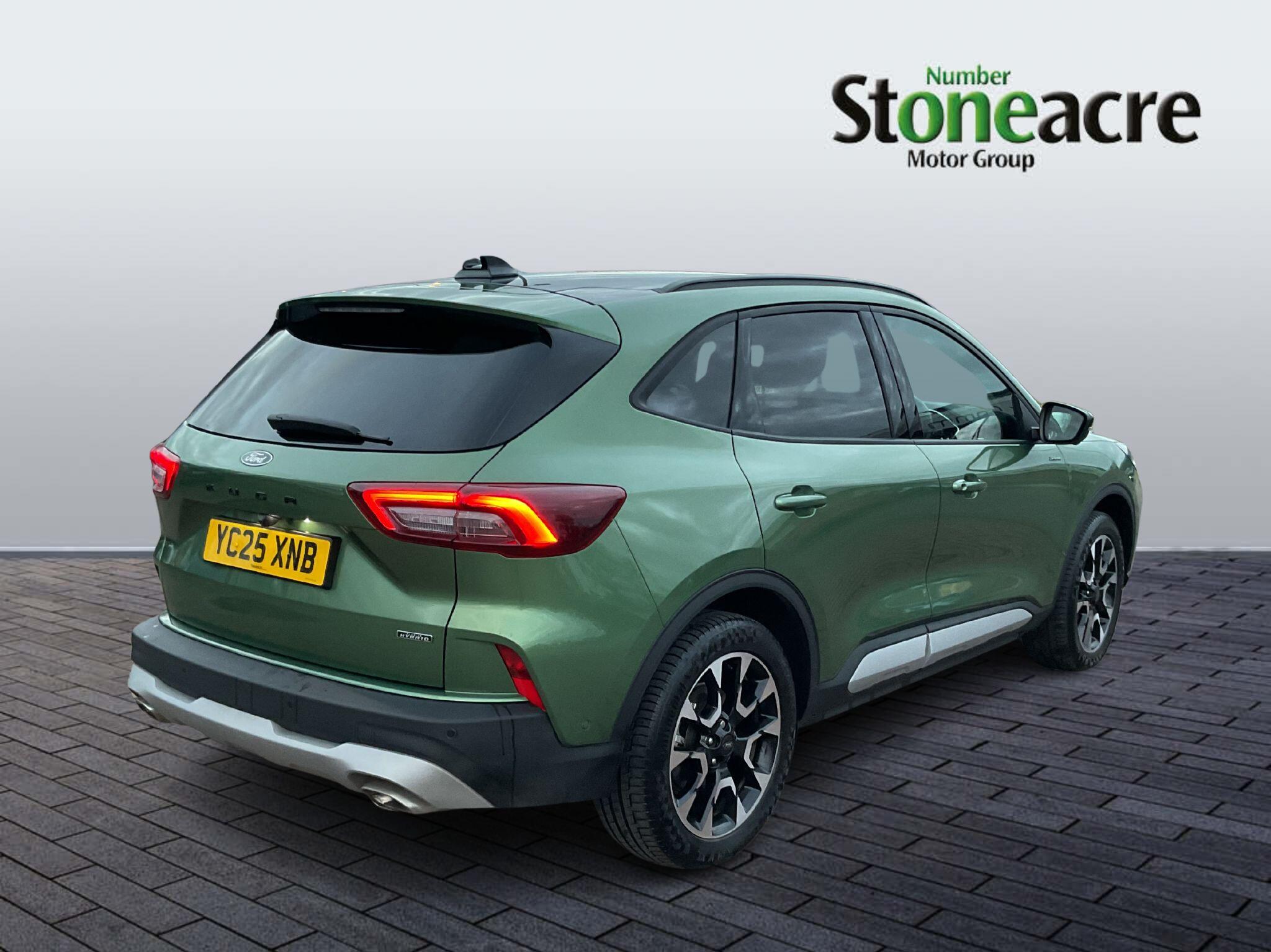 Ford Kuga Plug-In Hybrid 2.5 EcoBoost Duratec 14.4kWh Active CVT Euro 6 (s/s) 5dr YC25XNB Image 3