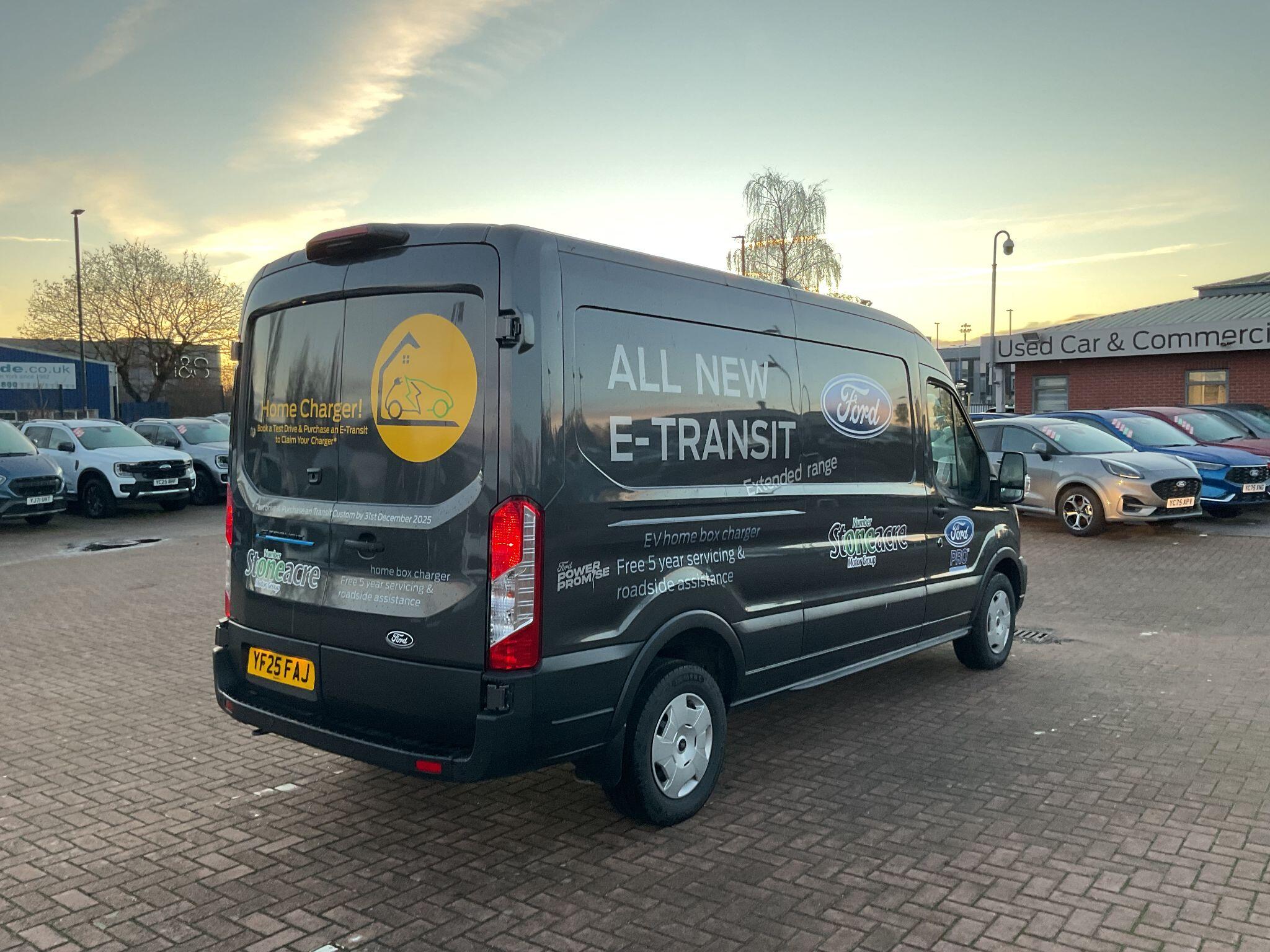 Ford E-Transit Image 3