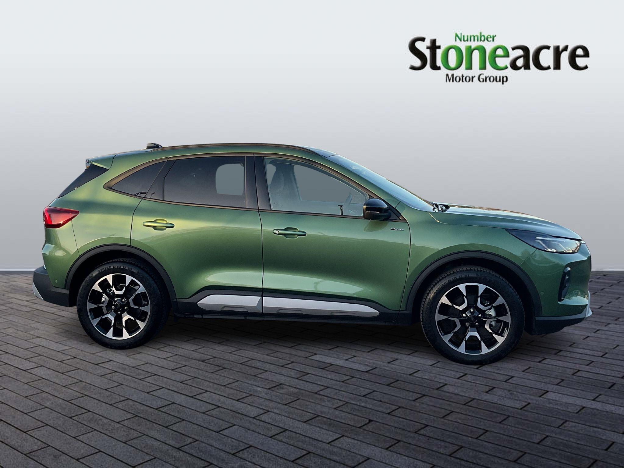 Ford Kuga Plug-In Hybrid 2.5 EcoBoost Duratec 14.4kWh Active CVT Euro 6 (s/s) 5dr YC75XMY Image 2