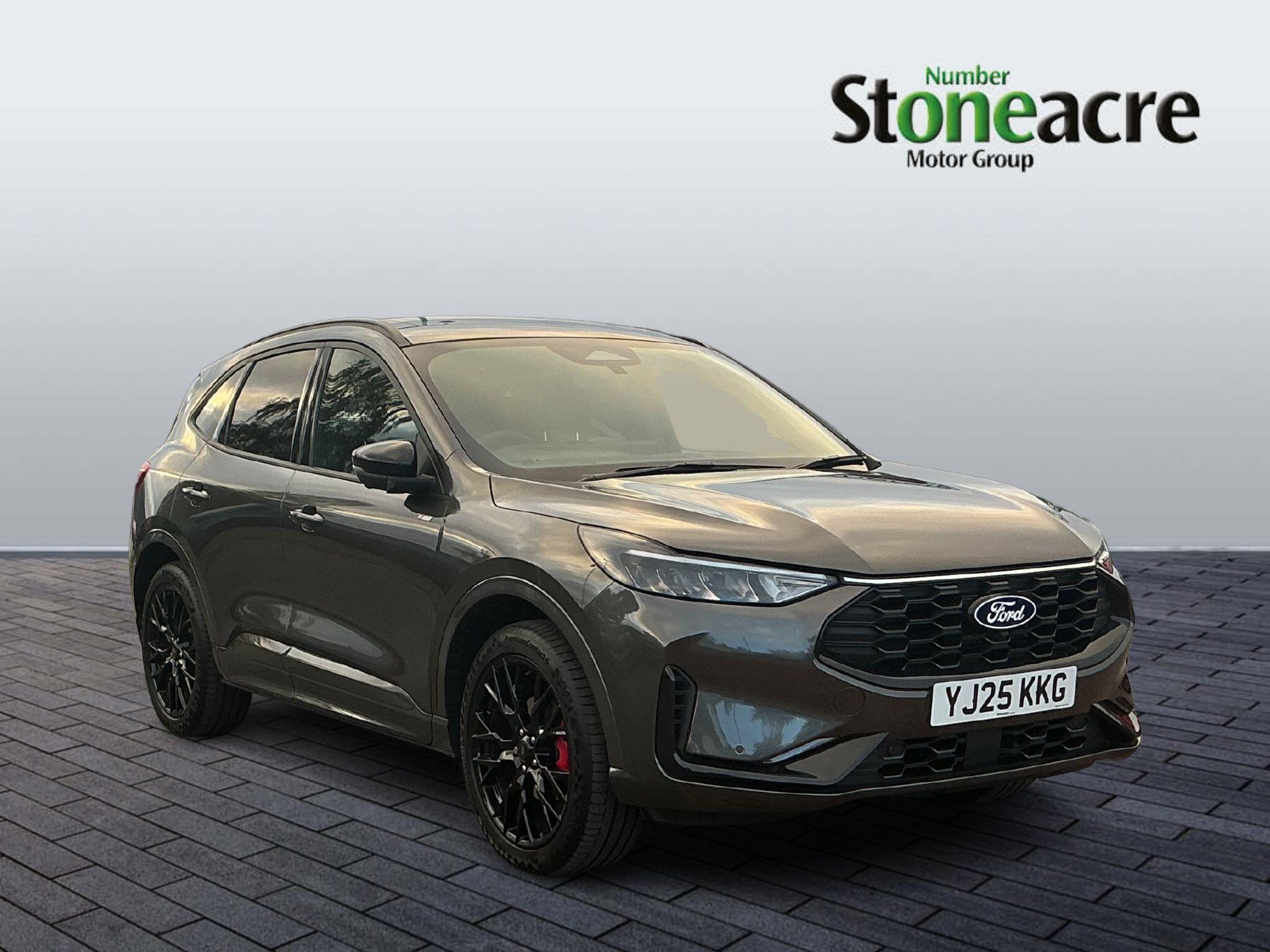 Ford Kuga 2.5 Duratec 14.4kWh ST-Line X Black Package CVT Euro 6 (s/s) 5dr YJ25KKG Image 1