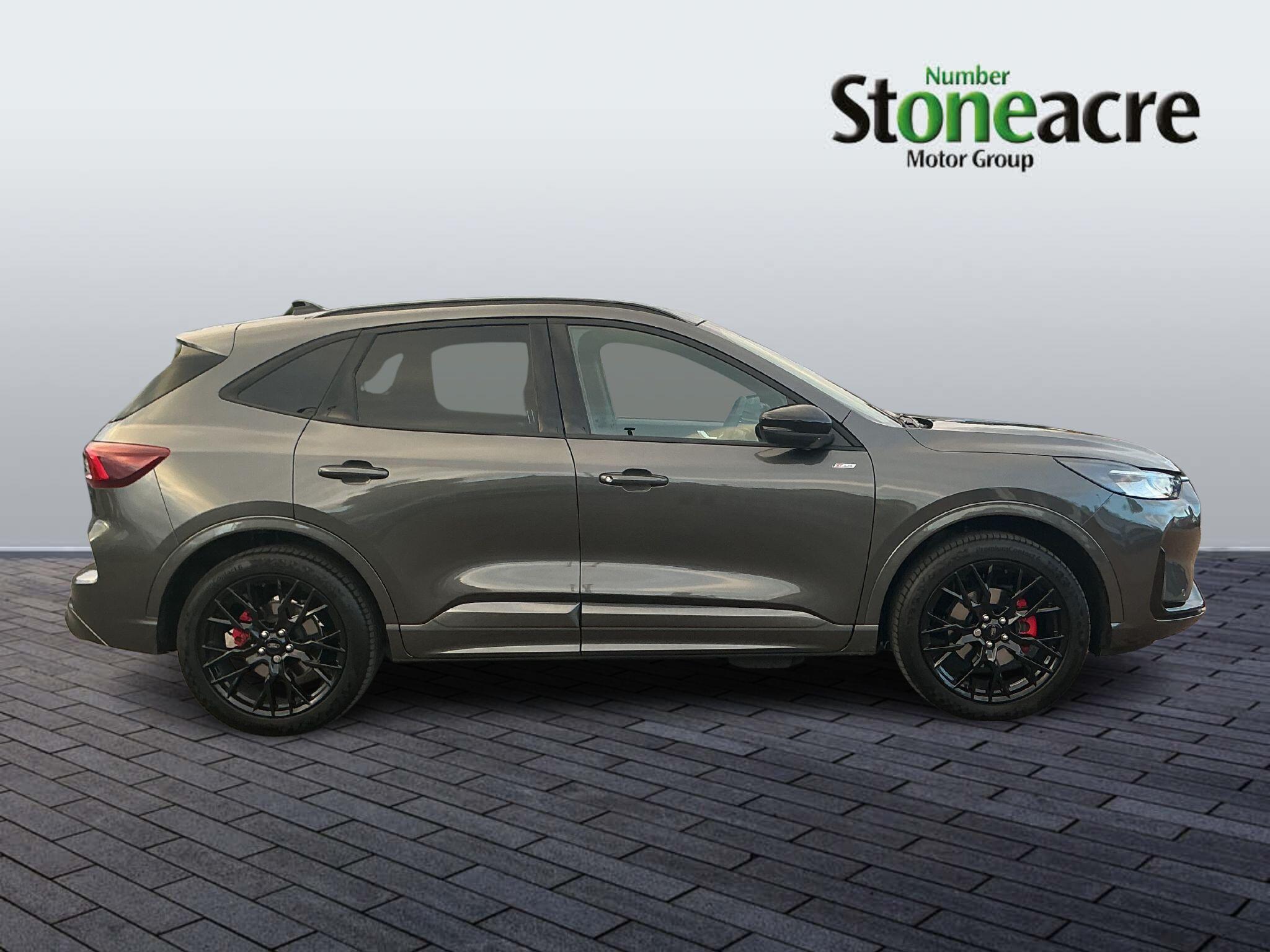Ford Kuga 2.5 Duratec 14.4kWh ST-Line X Black Package CVT Euro 6 (s/s) 5dr YJ25KKG Image 2