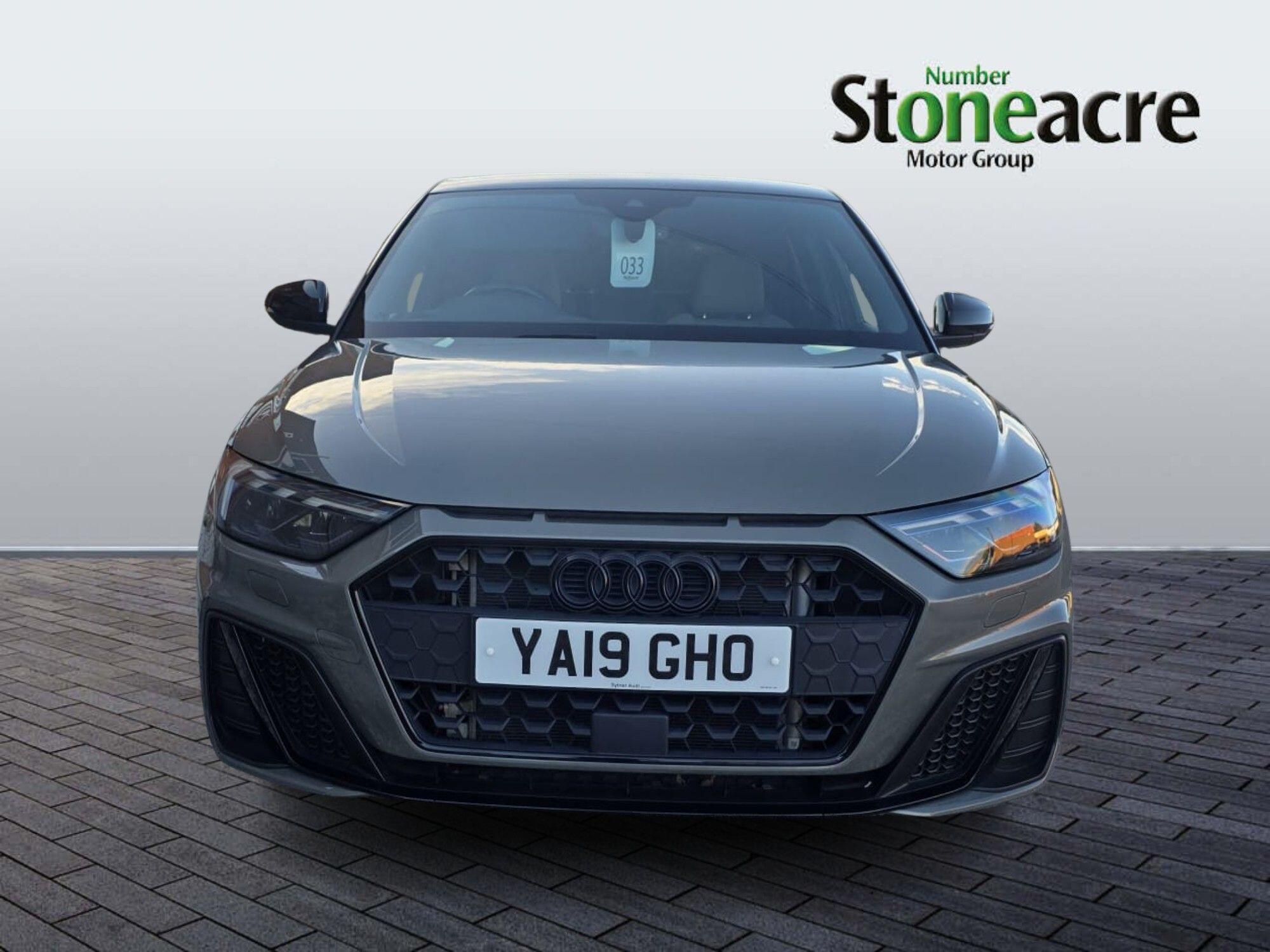Audi A1 1.5 TFSI 35 S line Style Edition Sportback 5dr Petrol S Tronic Euro 6 (s/s) (150 ps) YA19GHO Image 2
