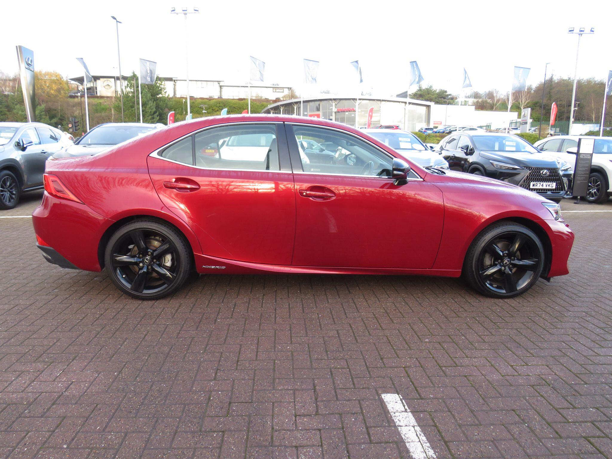 Lexus CT 2.5 300h Sport E-CVT Euro 6 (s/s) 4dr FL68UVR Image 2