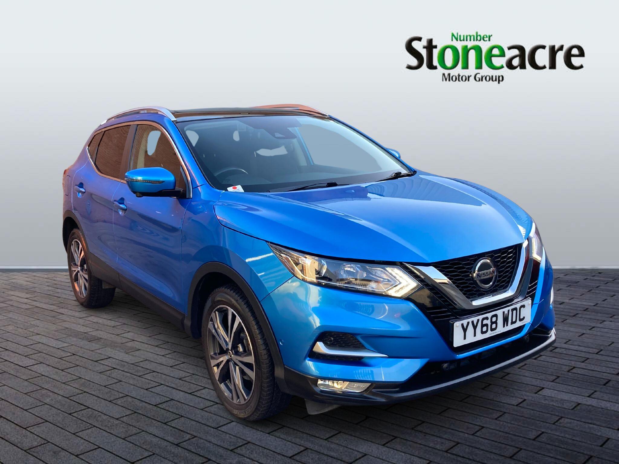 Nissan Qashqai 1.3 DiG-T N-Connecta 5dr YY68WDC Image 1