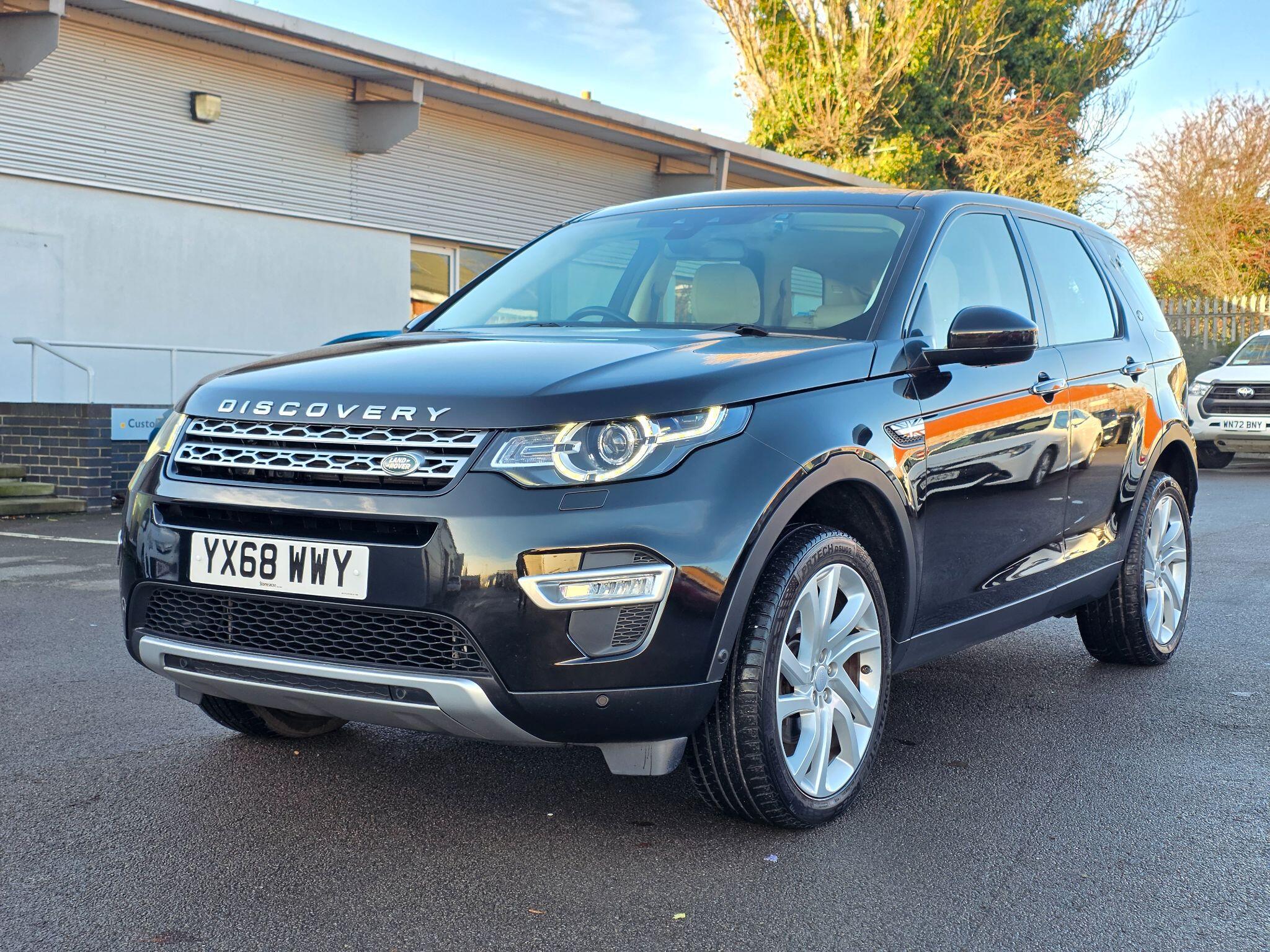 Land Rover Discovery Sport 2.0 Si4 HSE Luxury Auto 4WD Euro 6 (s/s) 5dr YX68WWY Image 3